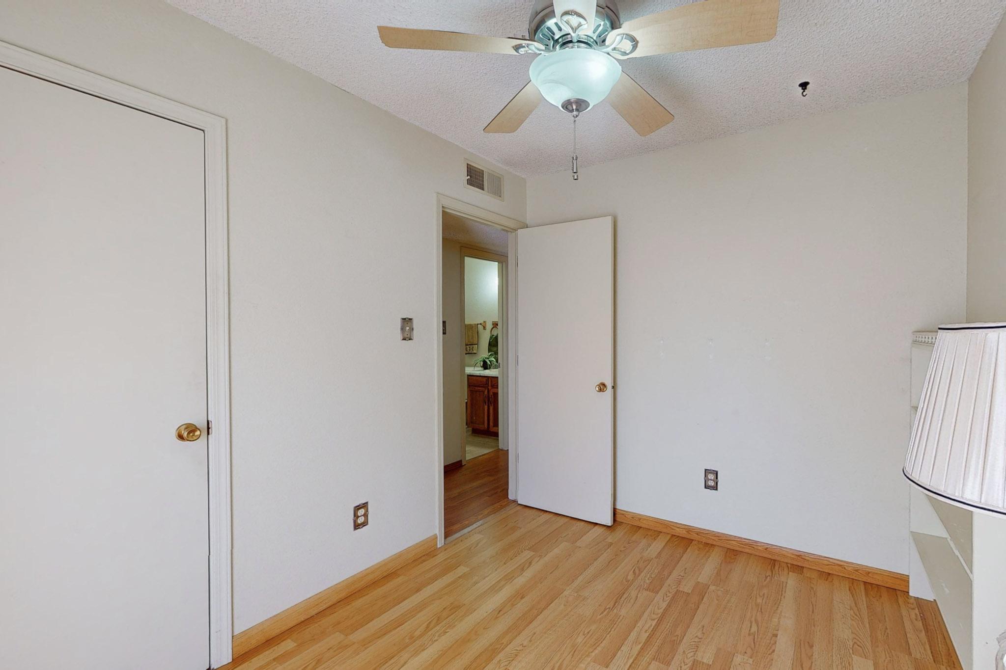 325 Judith Lane SW
