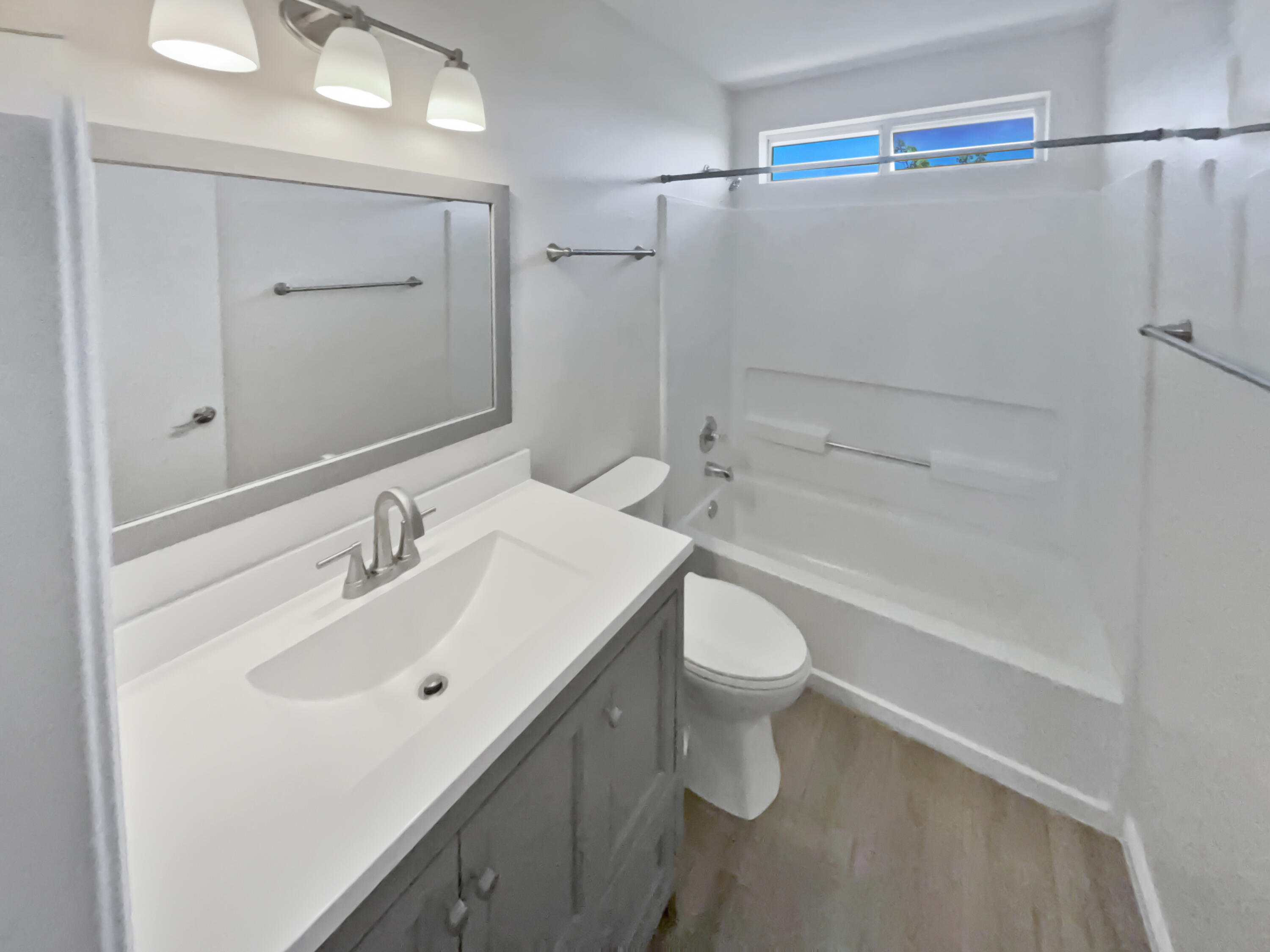 10352 Flagstaff Drive NW