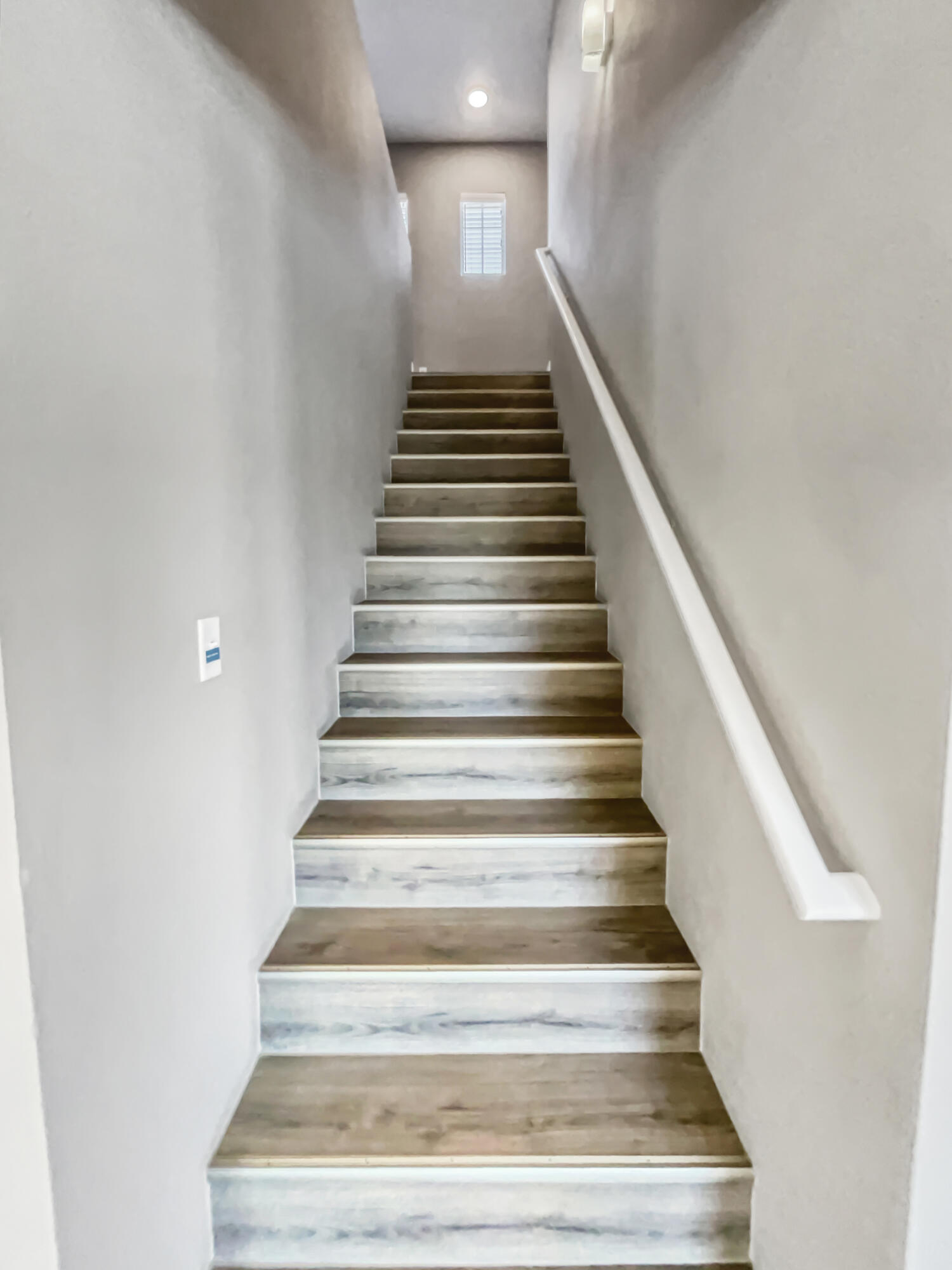 10352 Flagstaff Drive NW