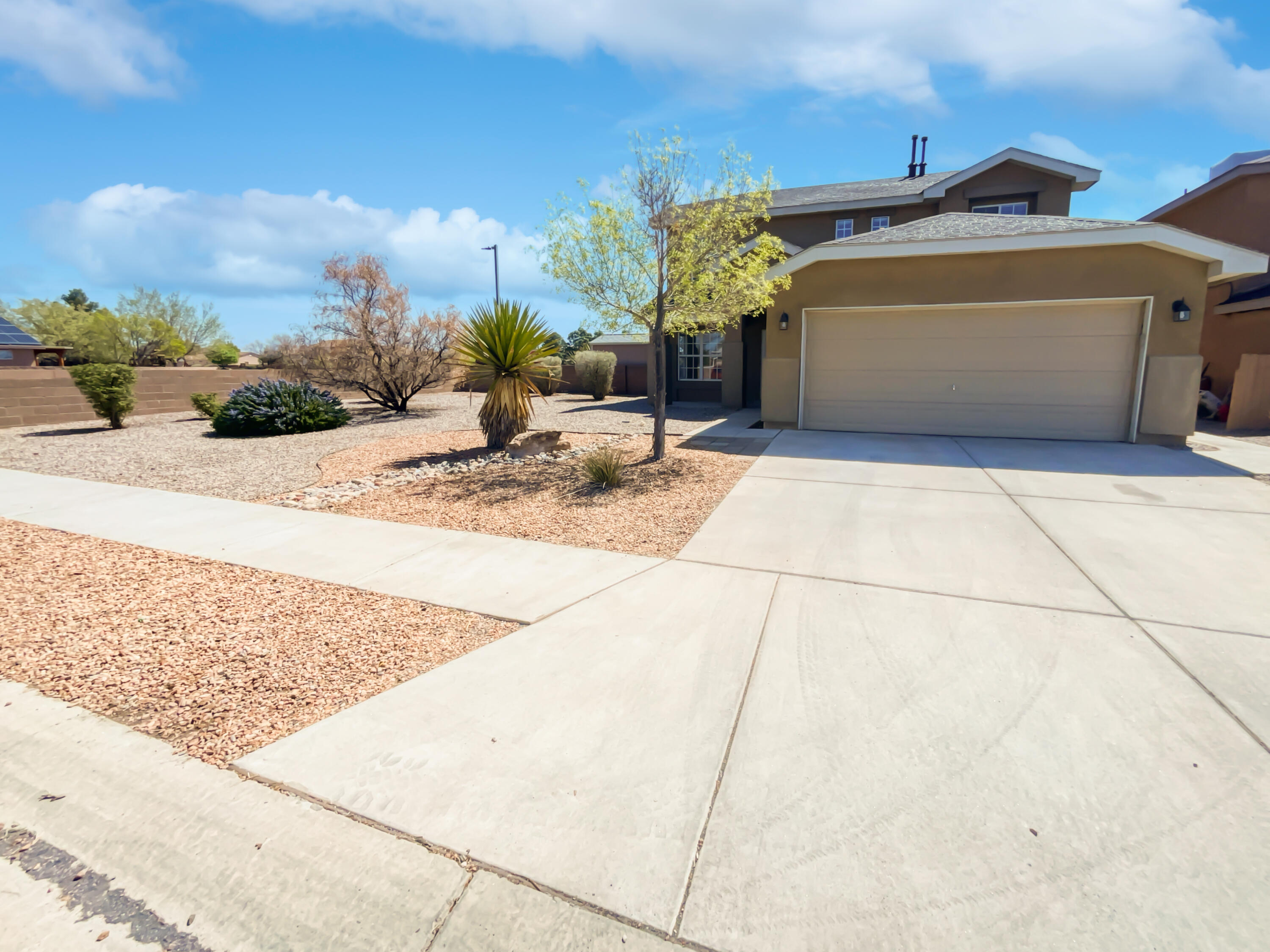 10352 Flagstaff Drive NW