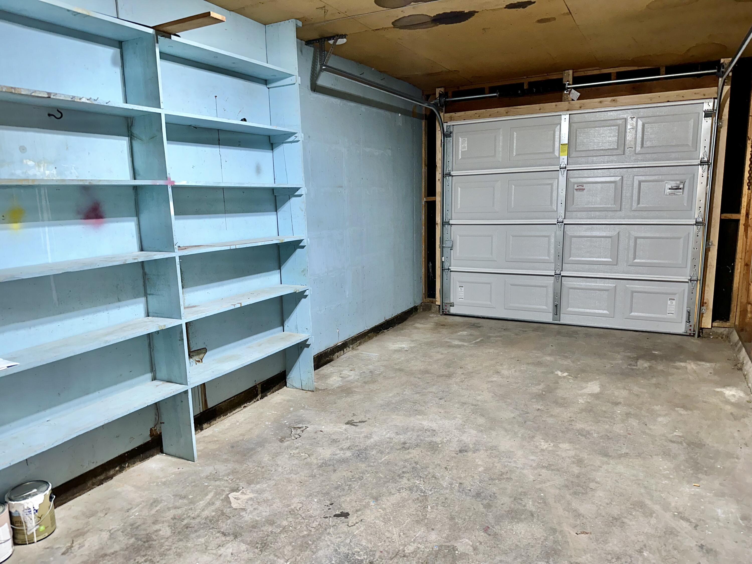 1120 June Street NE
