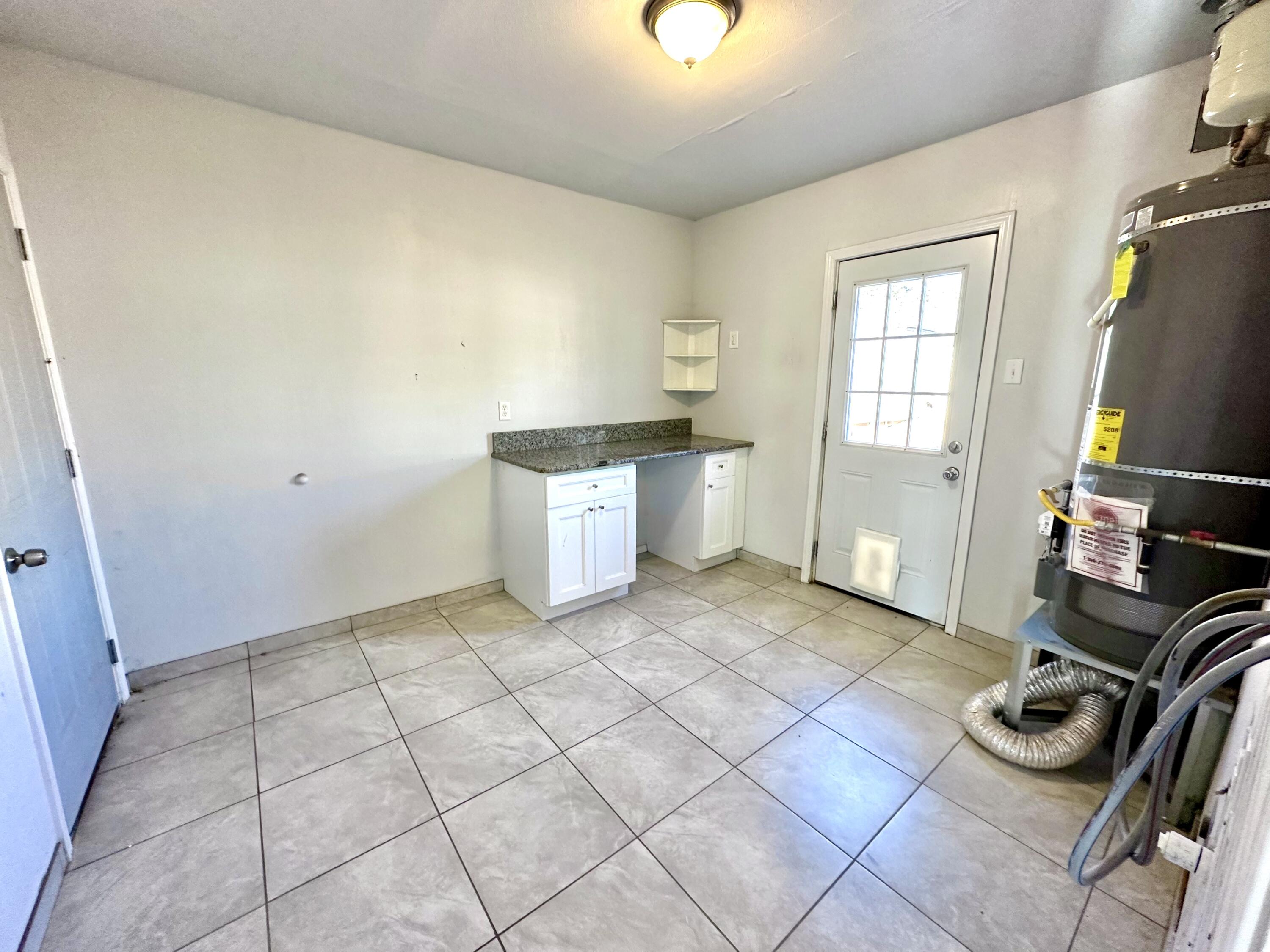 1120 June Street NE