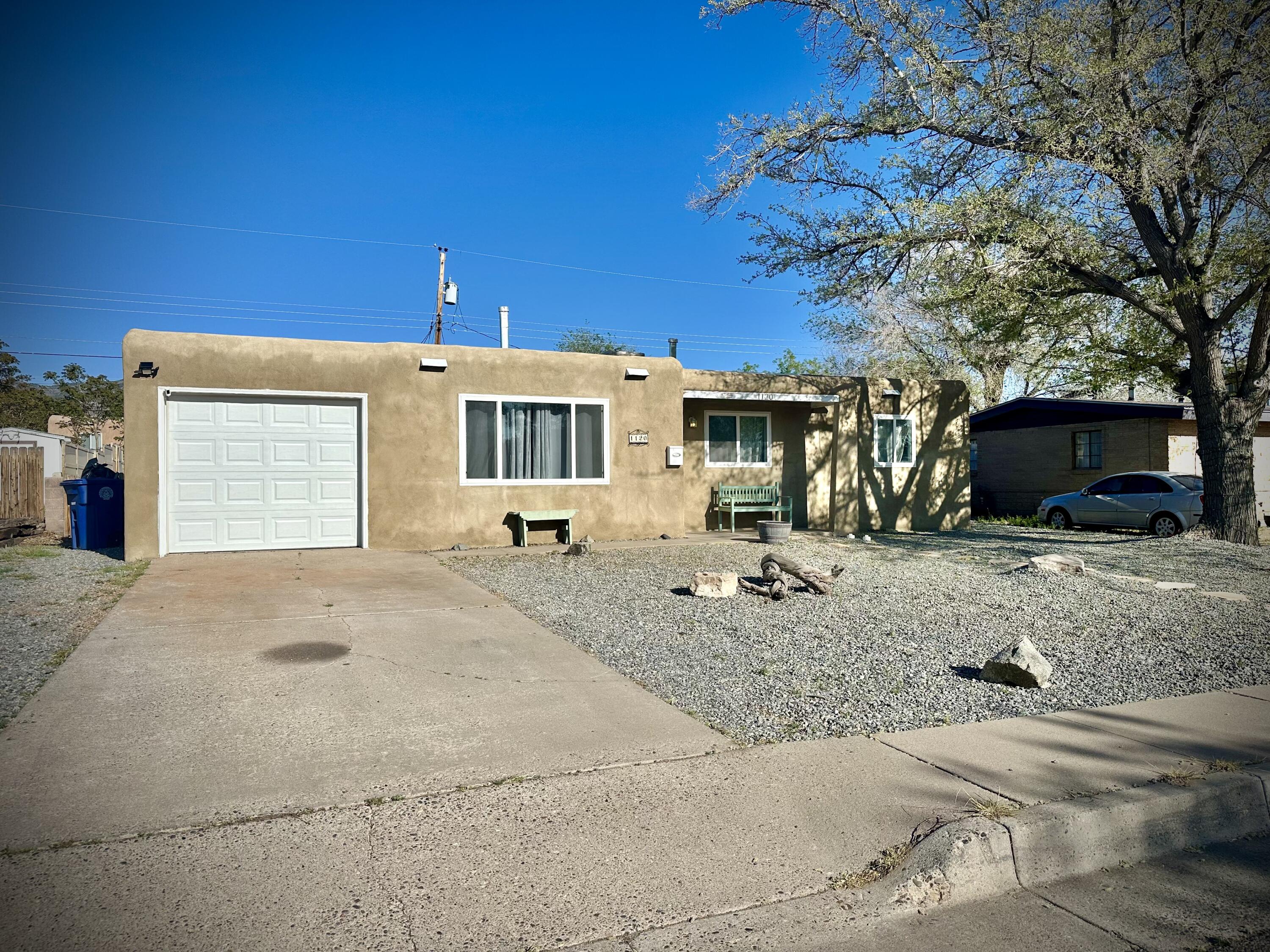 1120 June Street NE