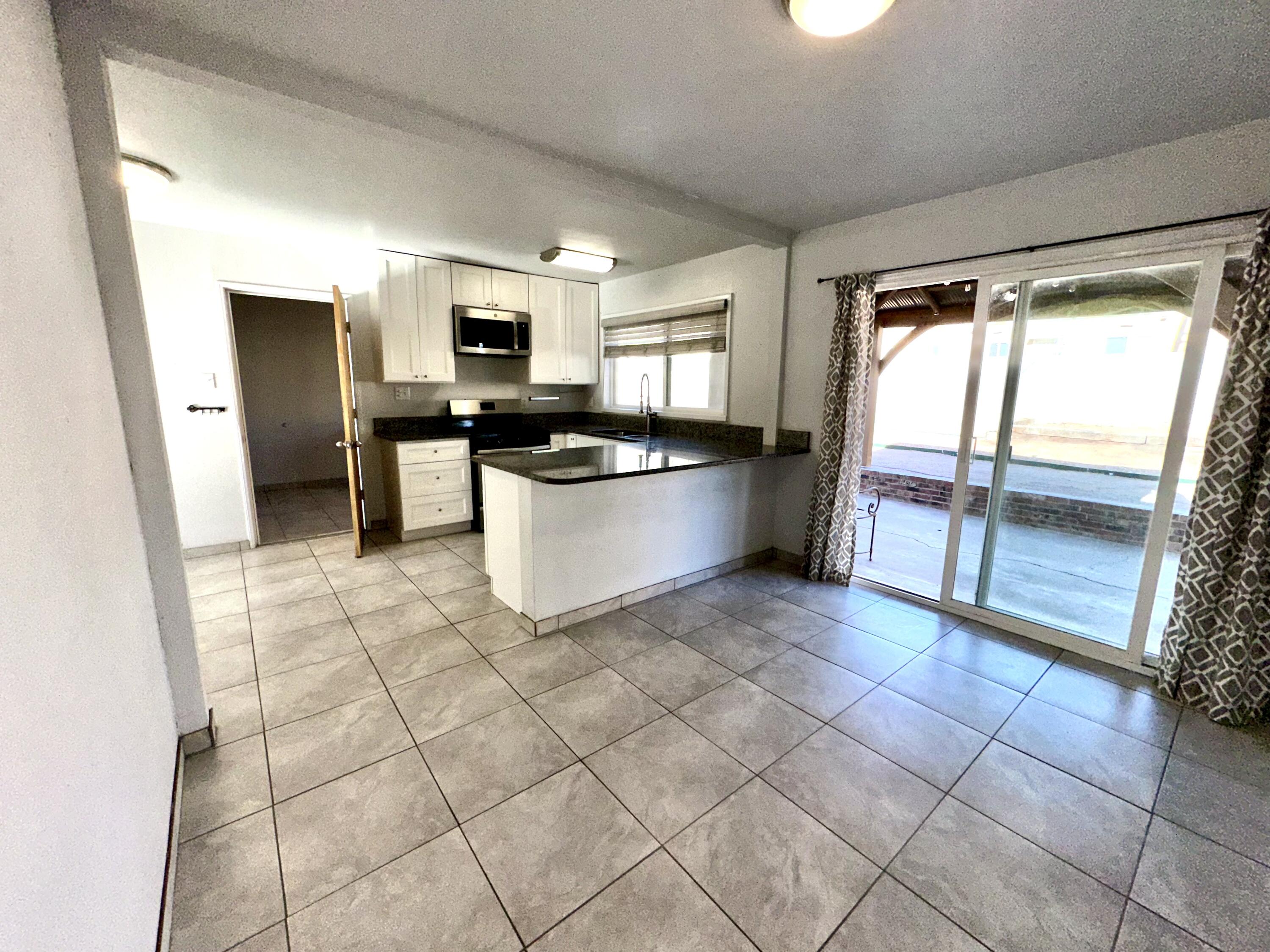 1120 June Street NE