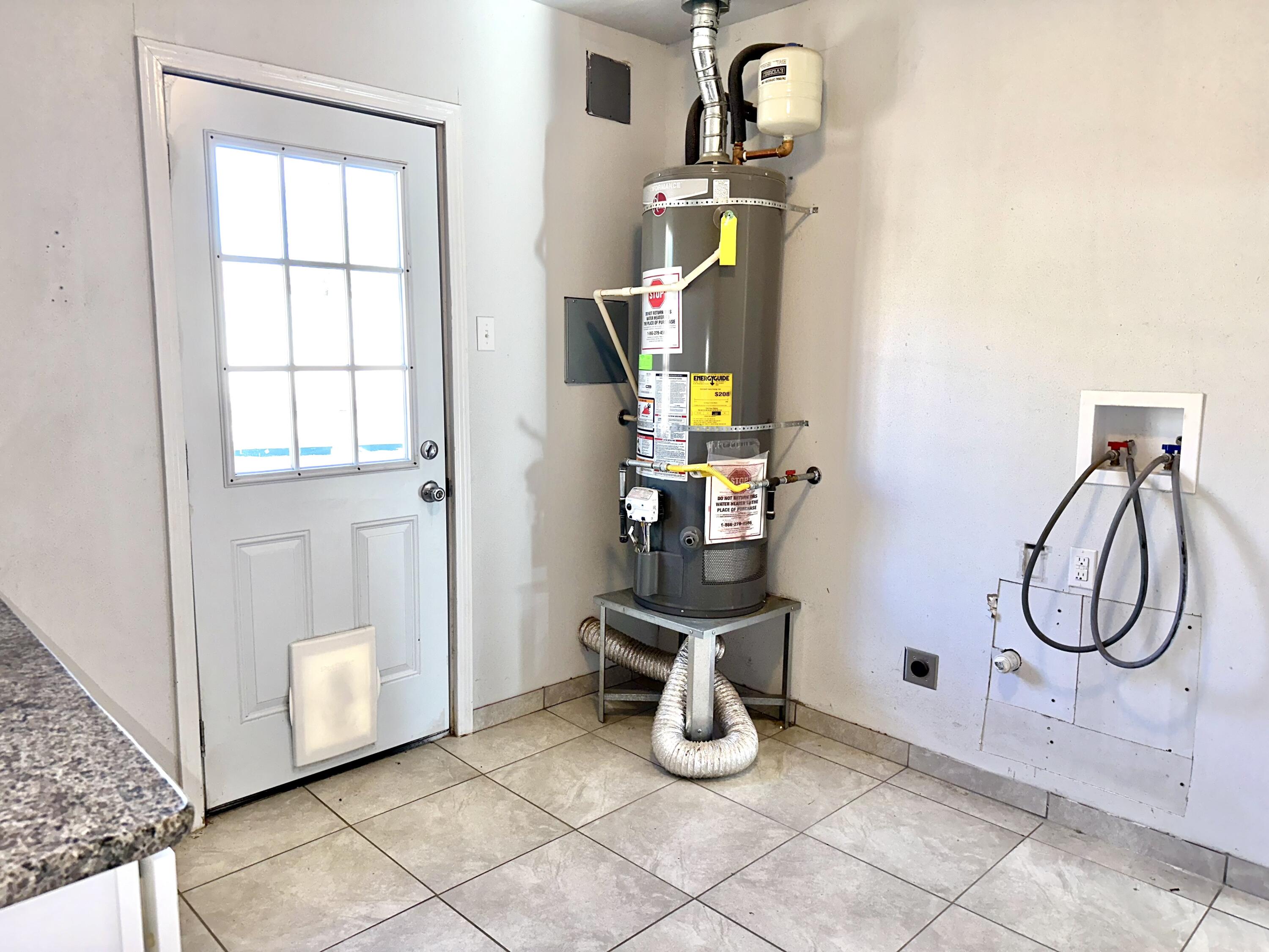 1120 June Street NE