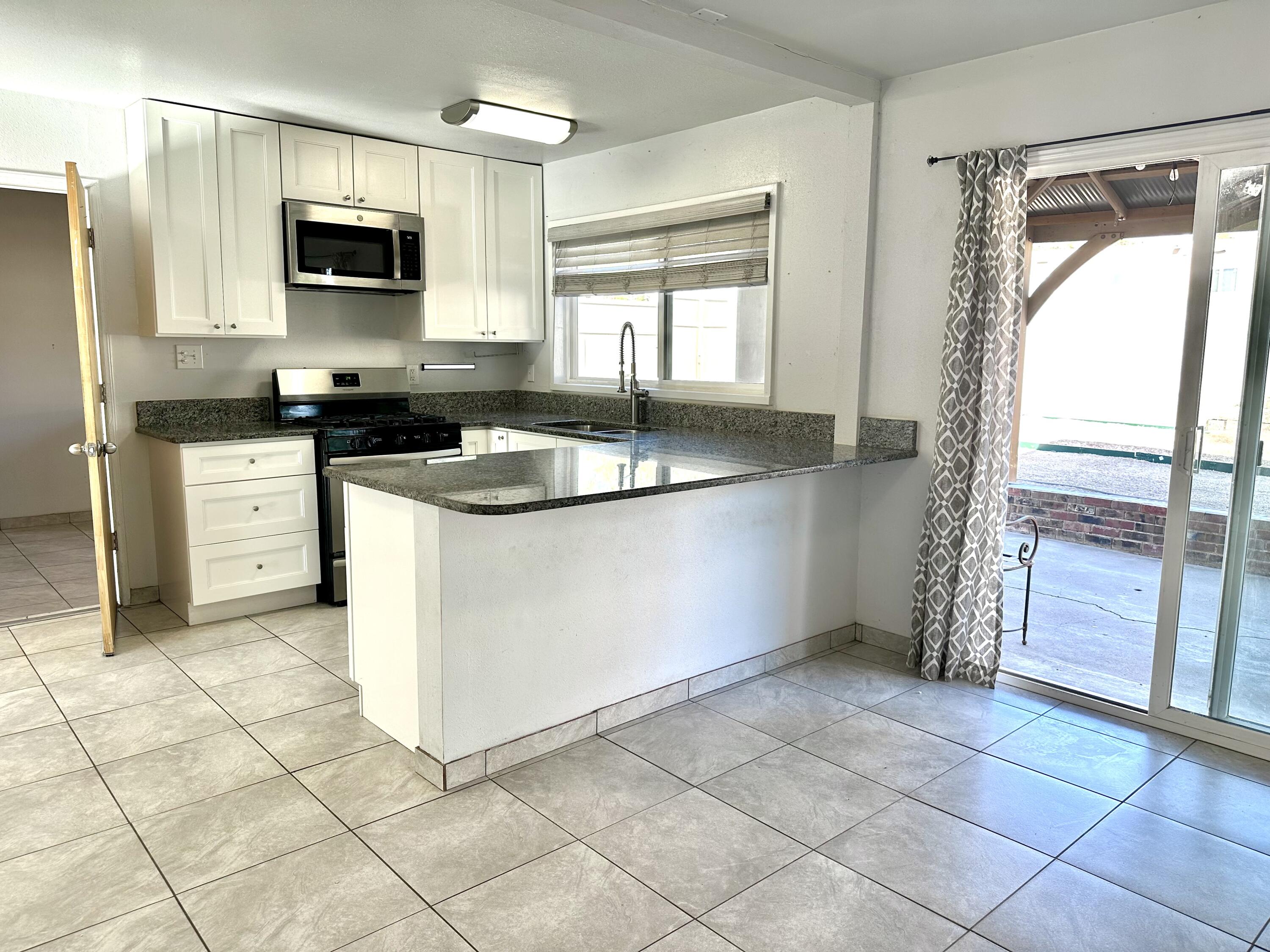 1120 June Street NE