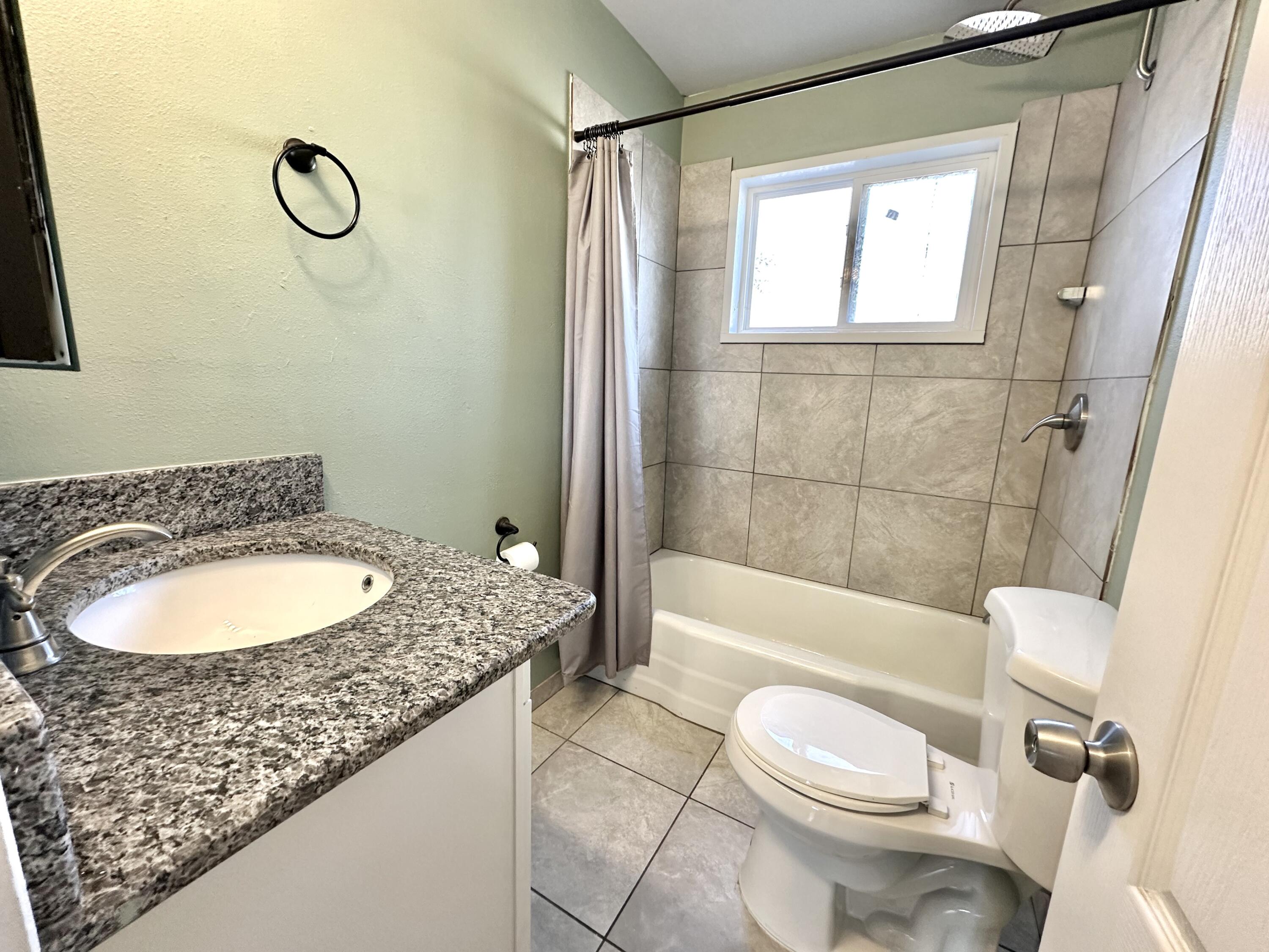 1120 June Street NE