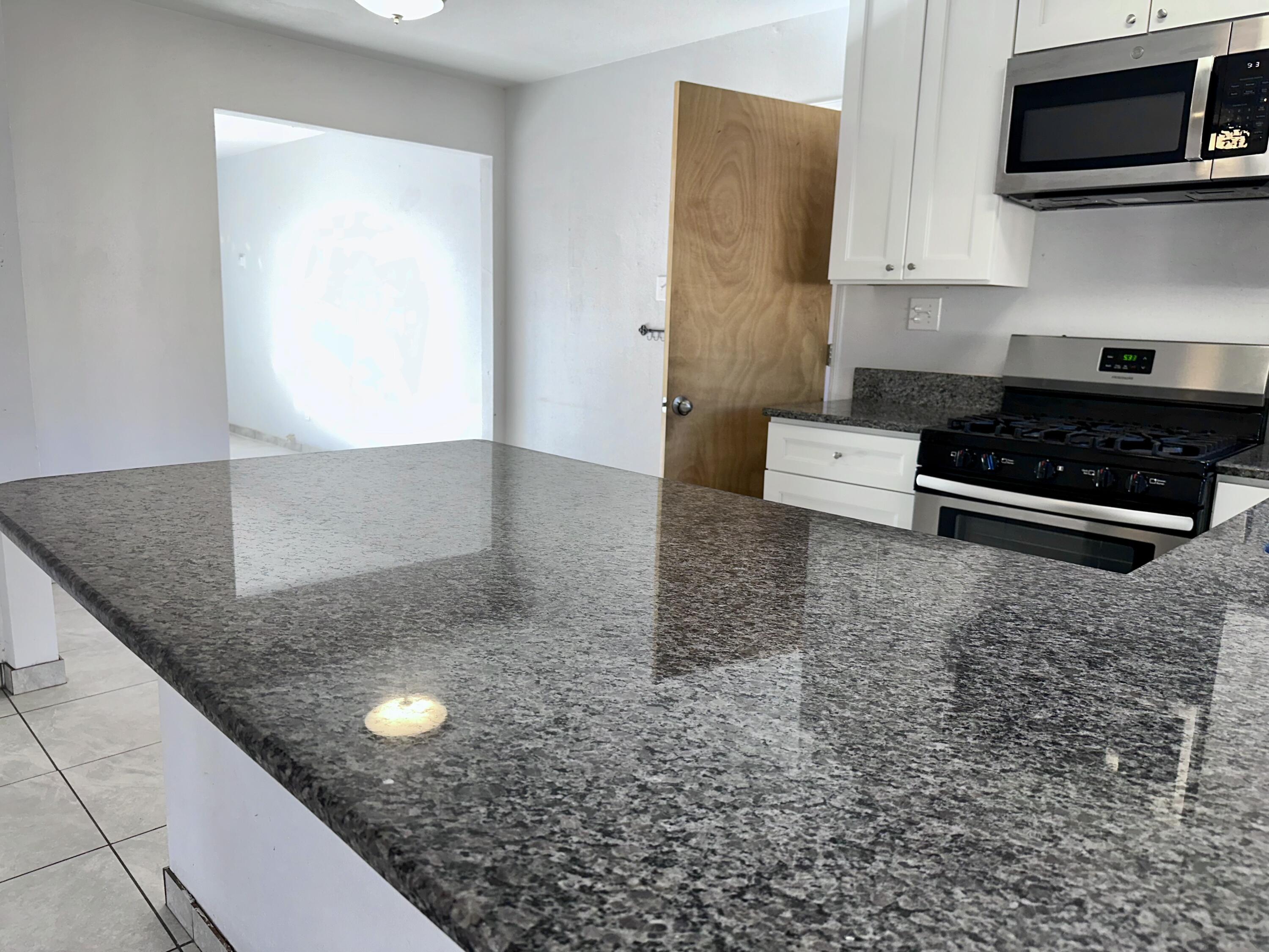 1120 June Street NE