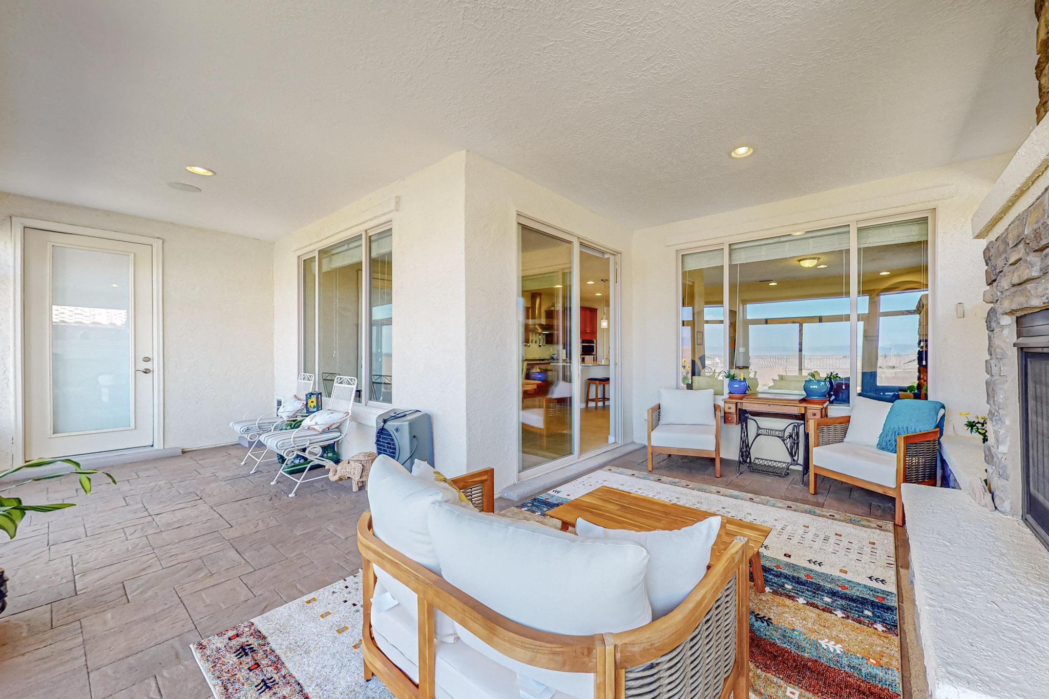2112 Cave Creek Lane NW