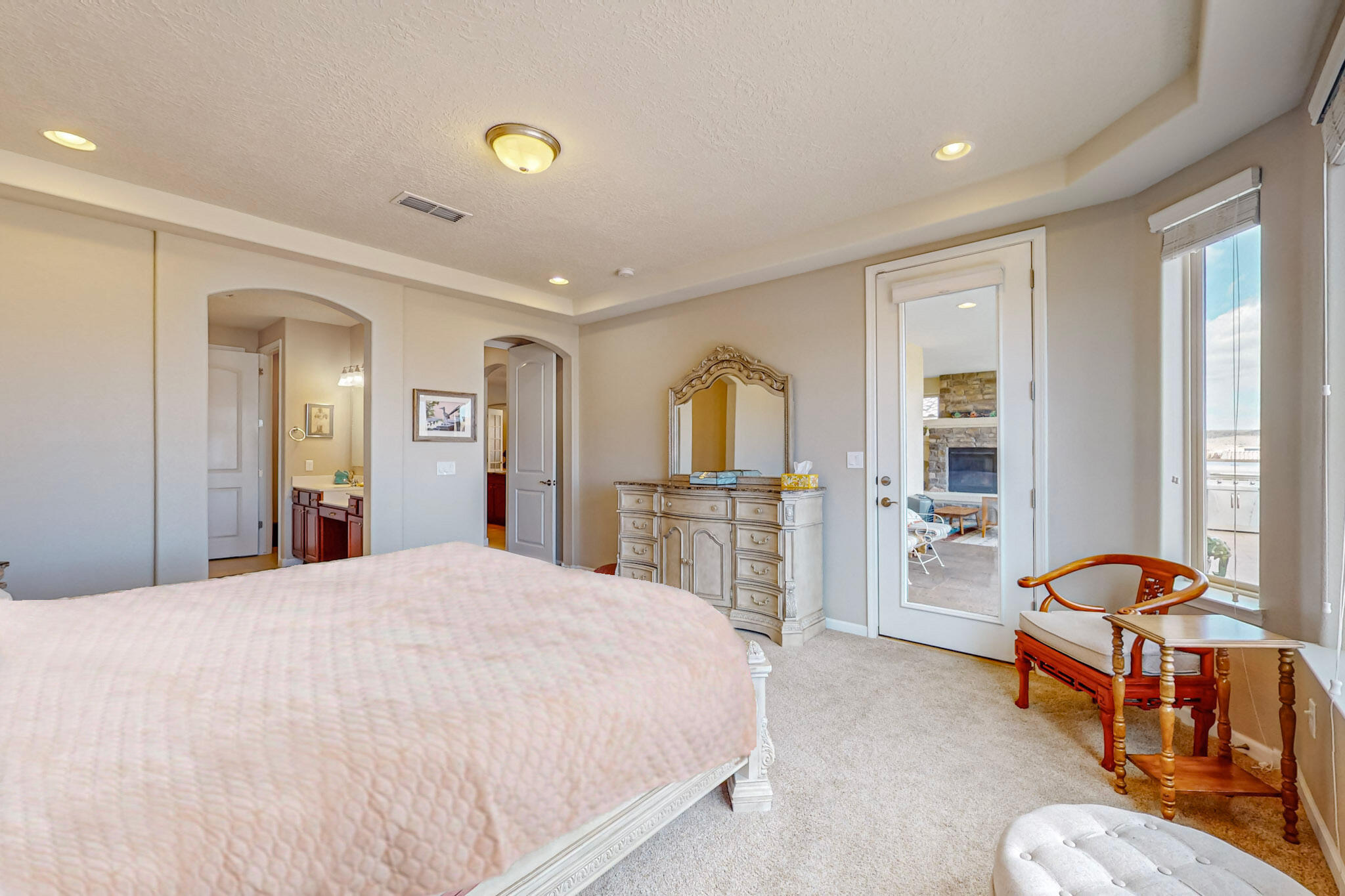 2112 Cave Creek Lane NW