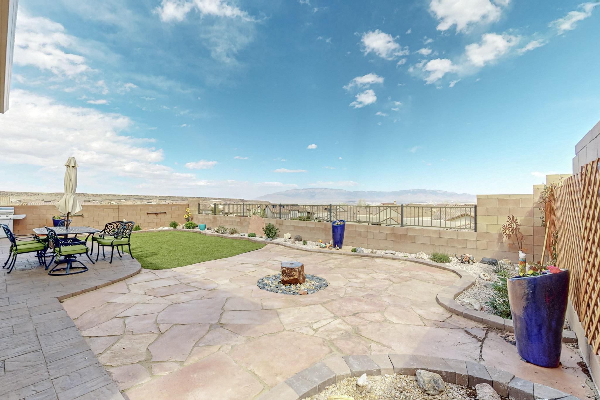 2112 Cave Creek Lane NW