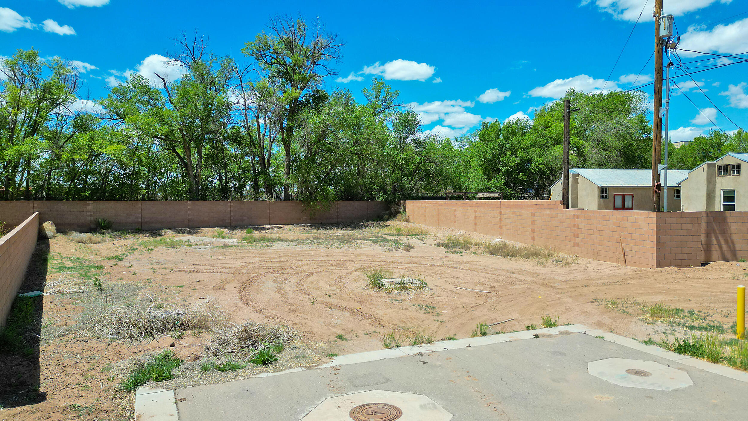 251 Valle Encantado Drive NW