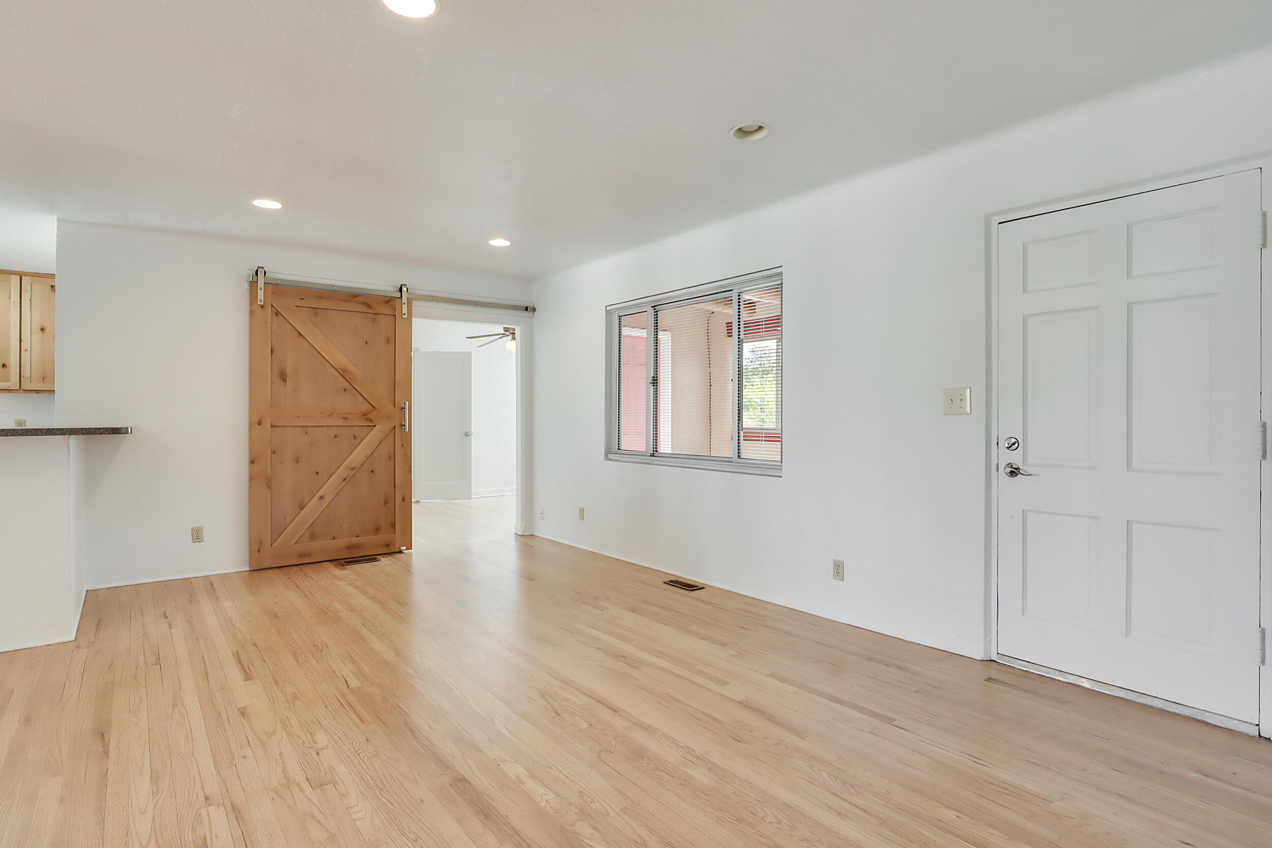 521 Richmond Drive SE