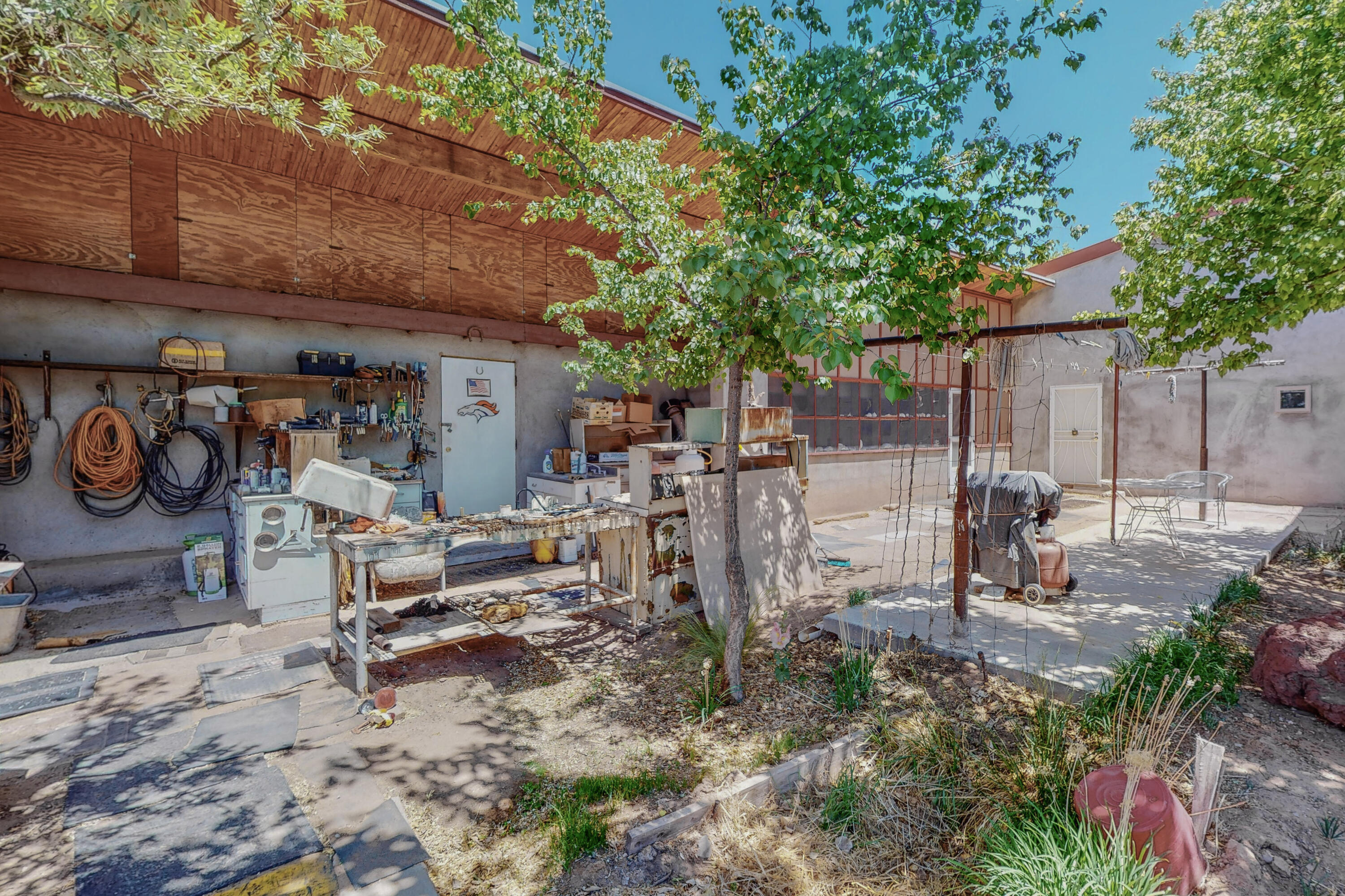 21 Llanito Road