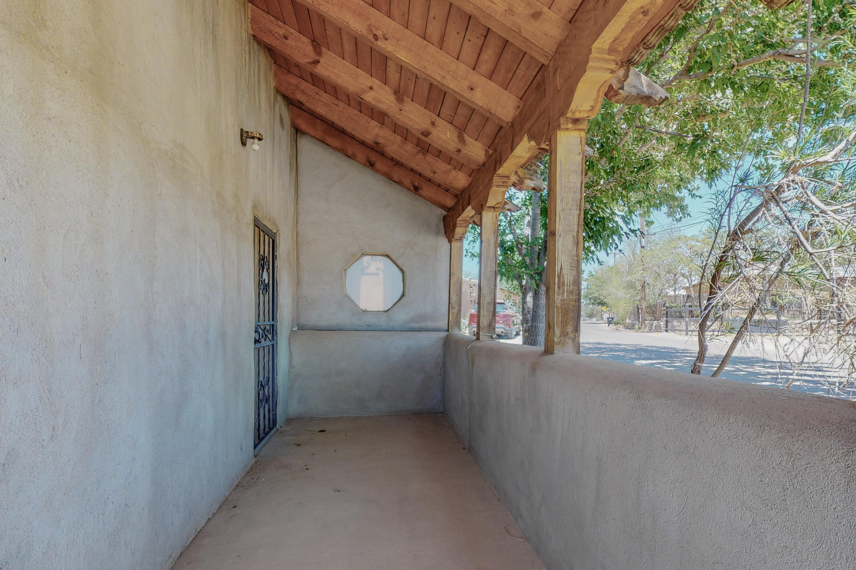 21 Llanito Road