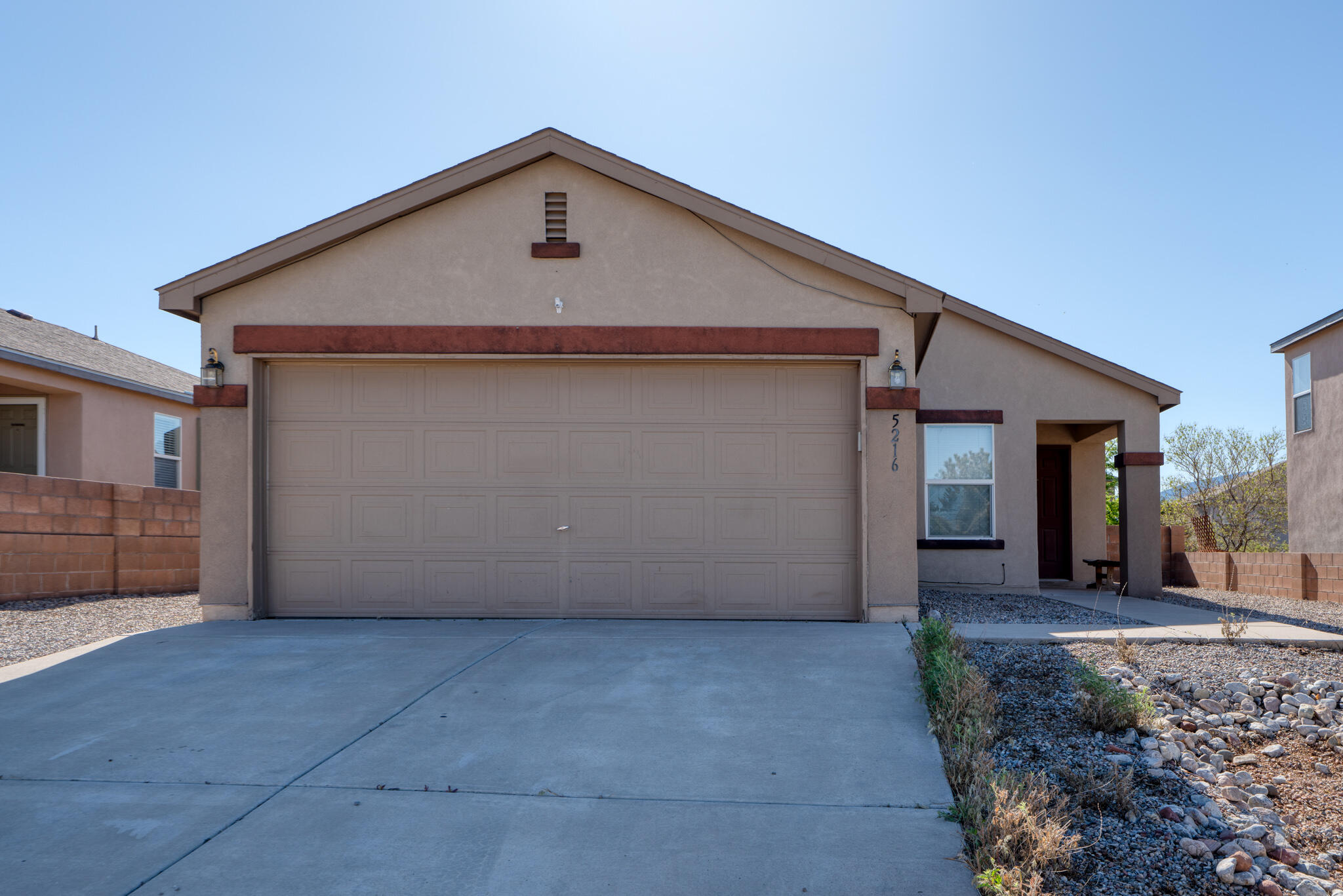 5216 Hobbs Drive NE