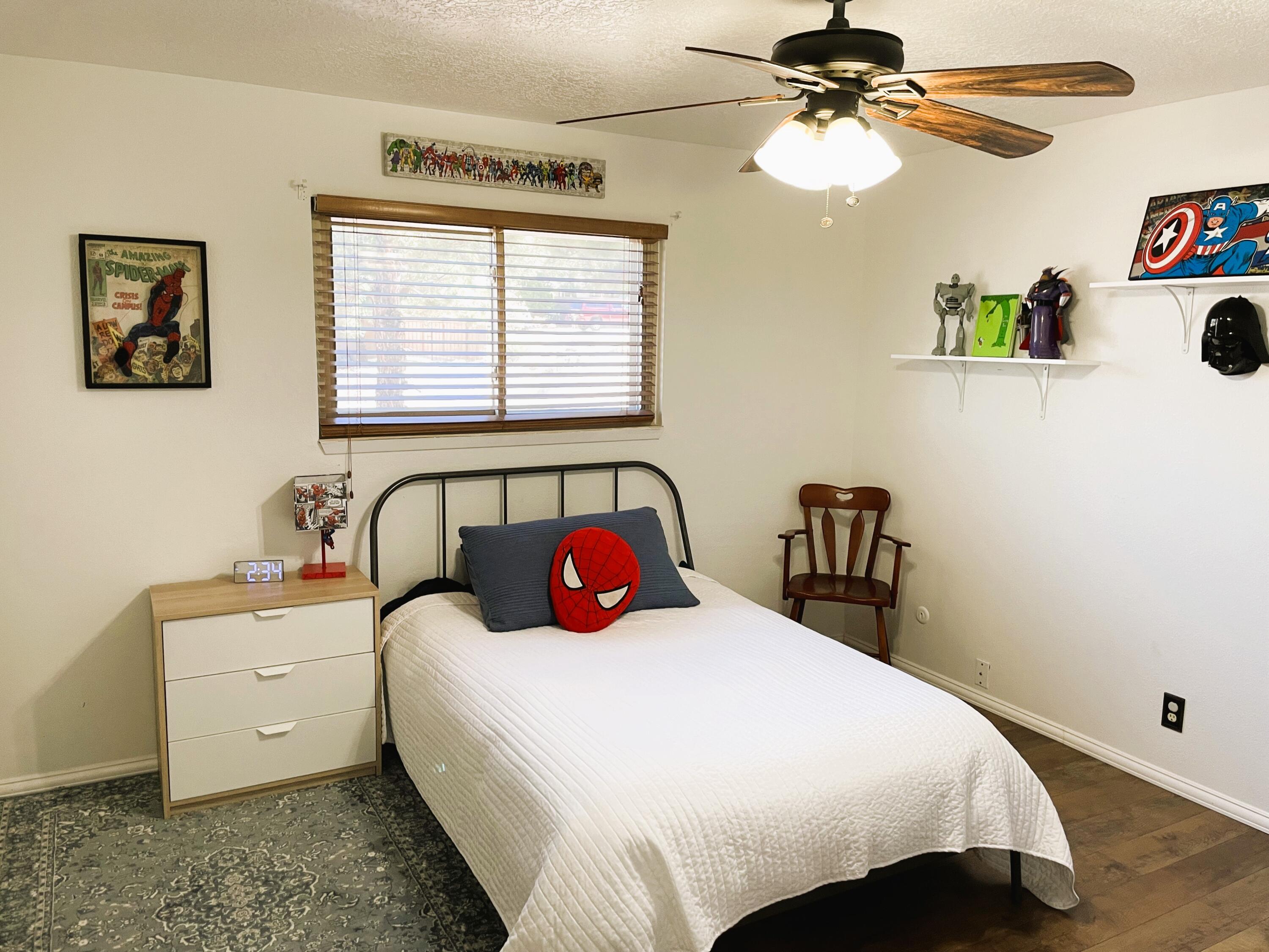 912 Cuatro Cerros Trail SE