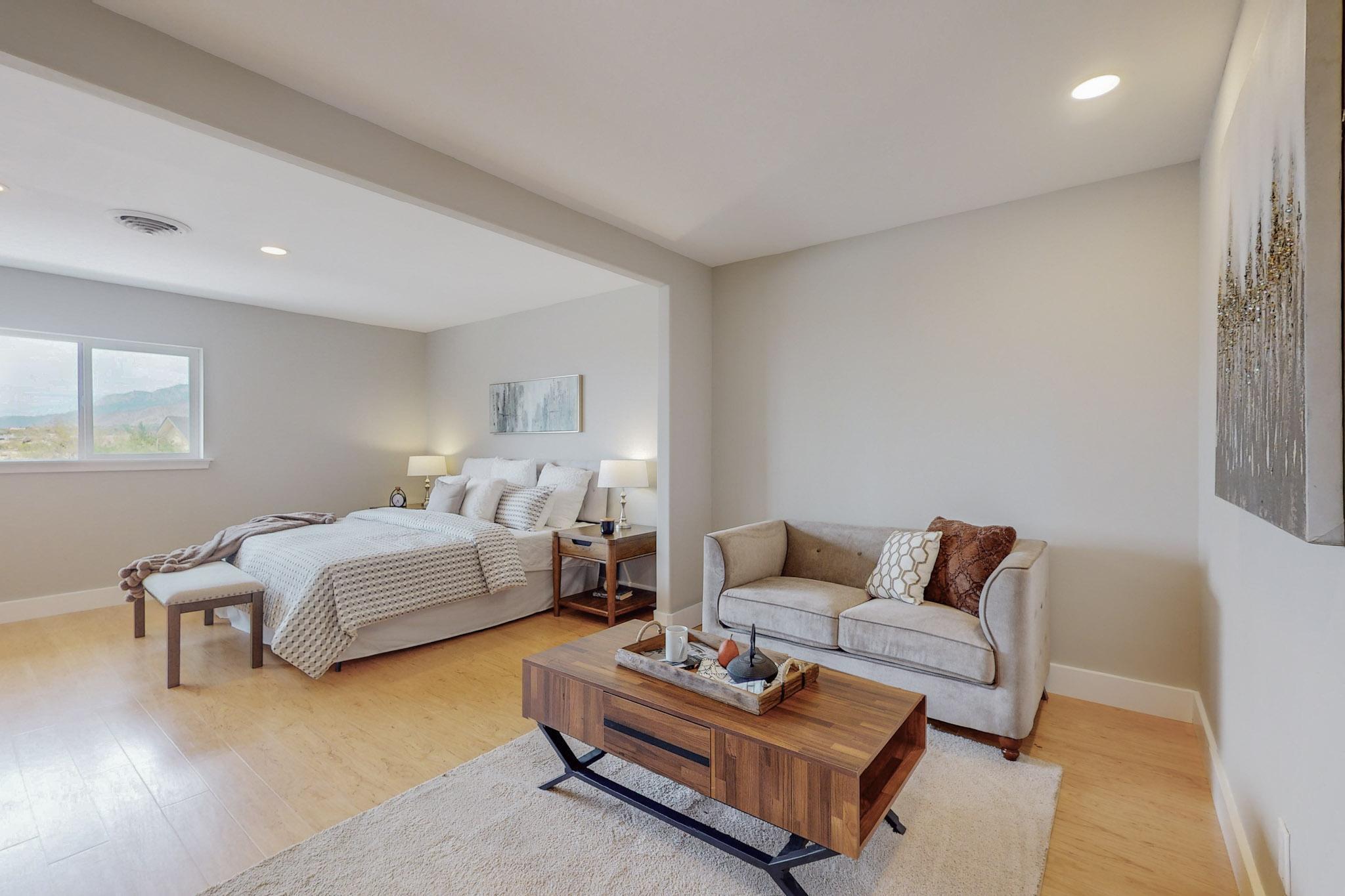 806 Four Hills Road SE