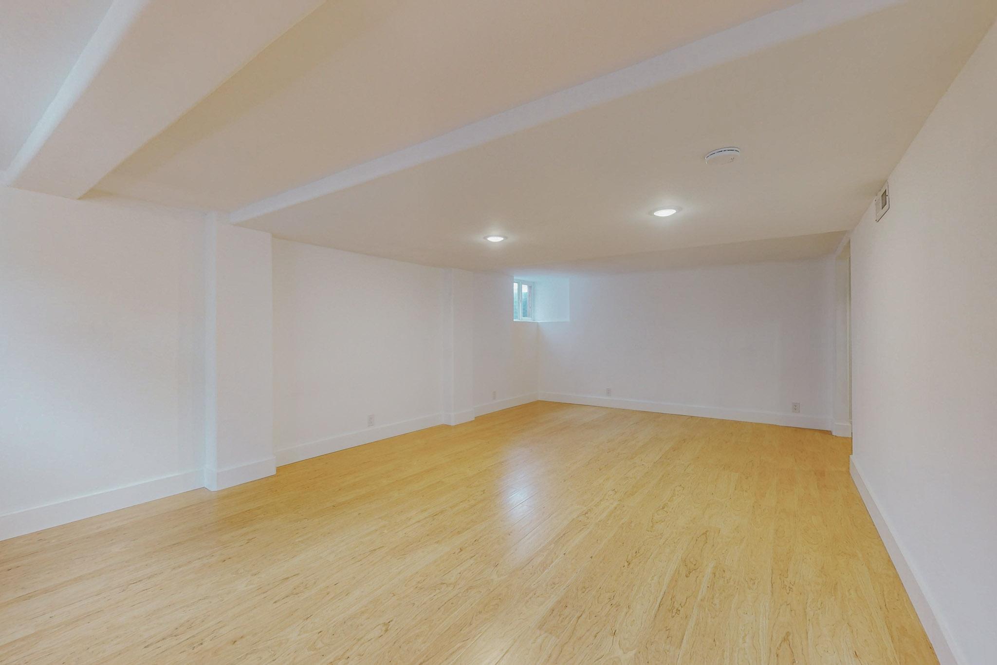 806 Four Hills Road SE