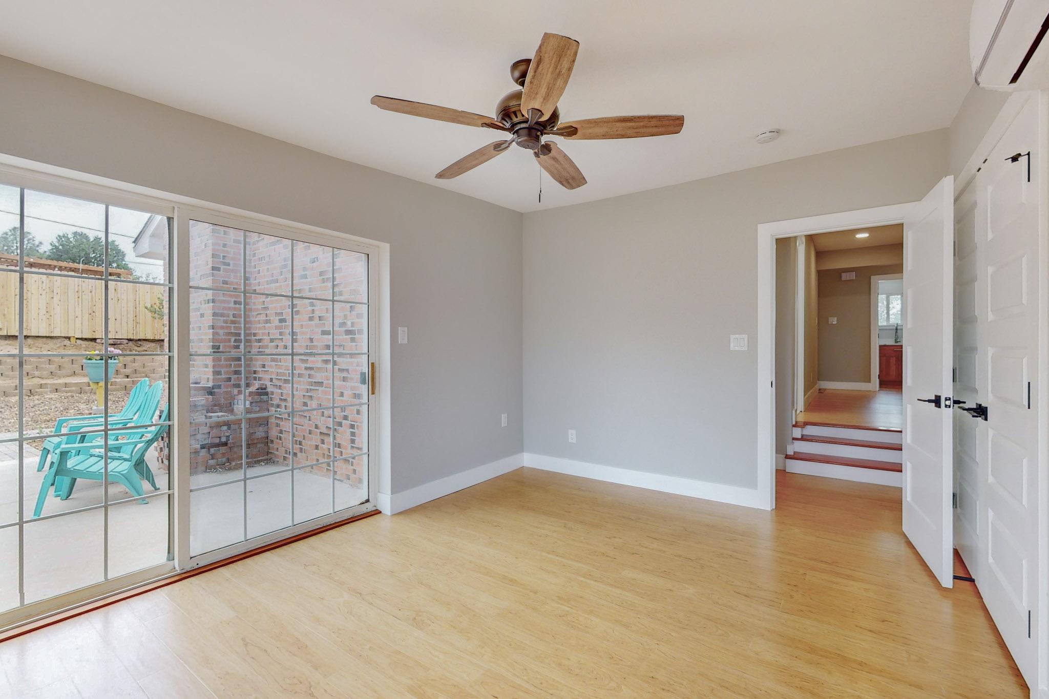 806 Four Hills Road SE