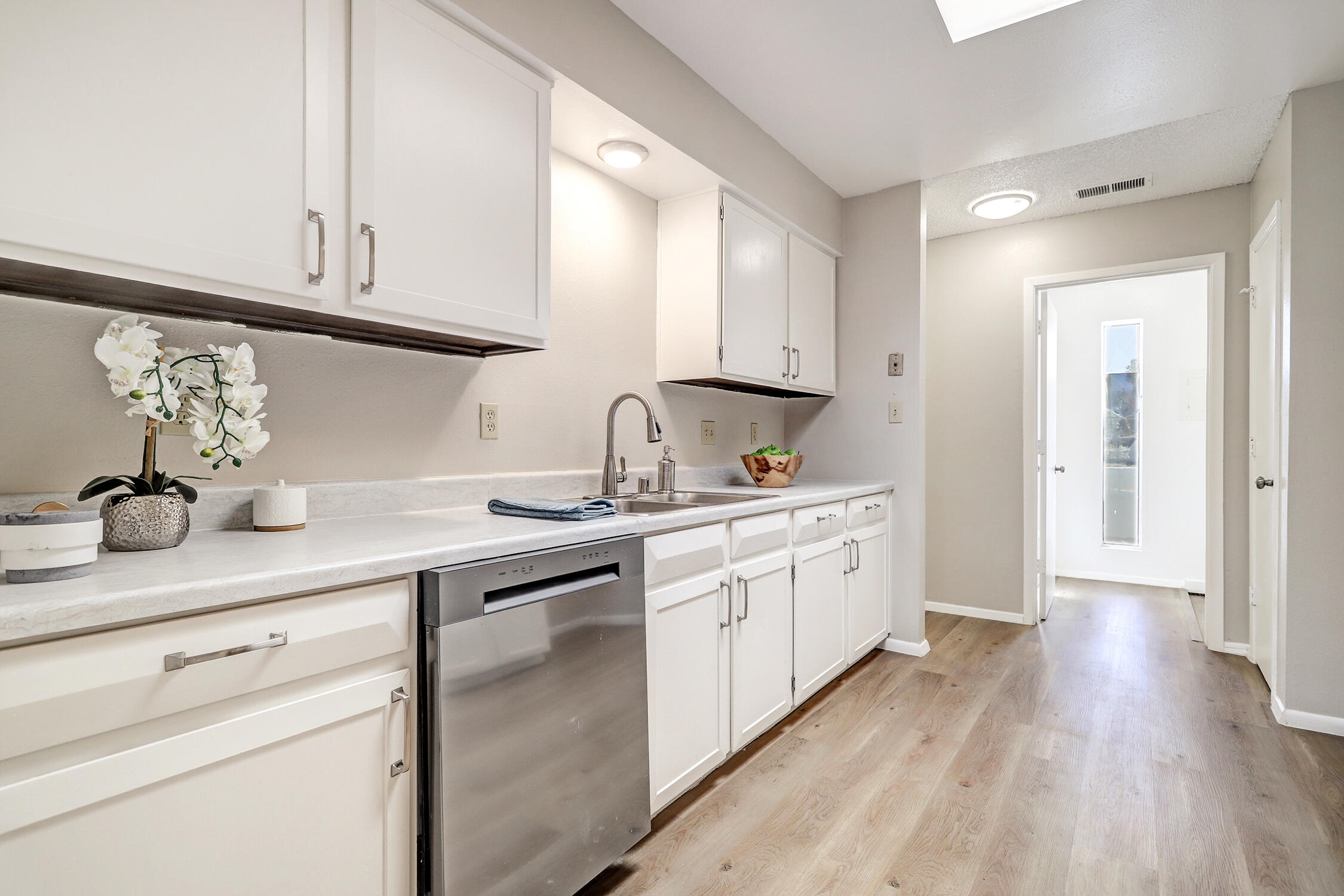 605 Maddox Loop
