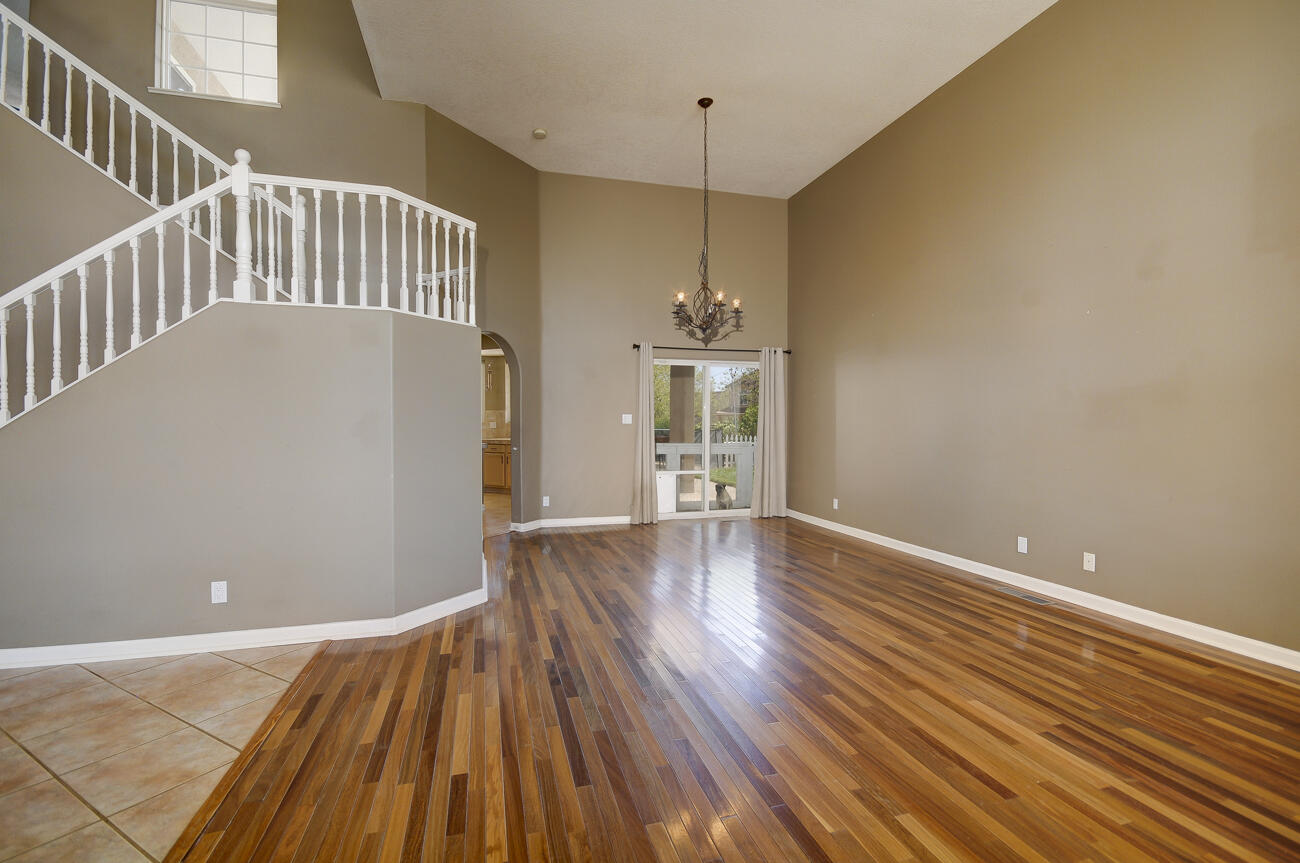 3913 Bay Hill Loop SE
