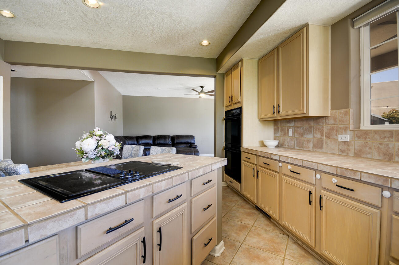 3913 Bay Hill Loop SE