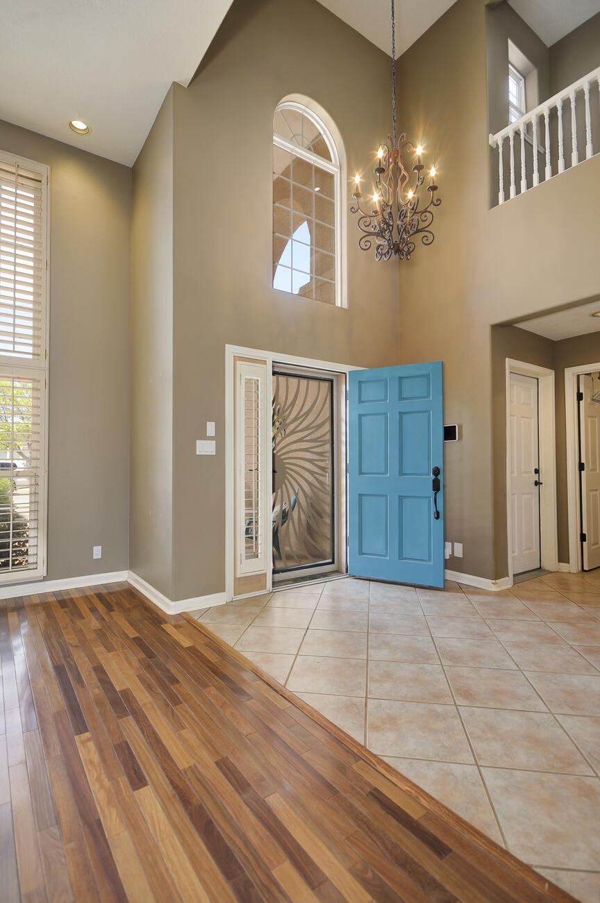 3913 Bay Hill Loop SE