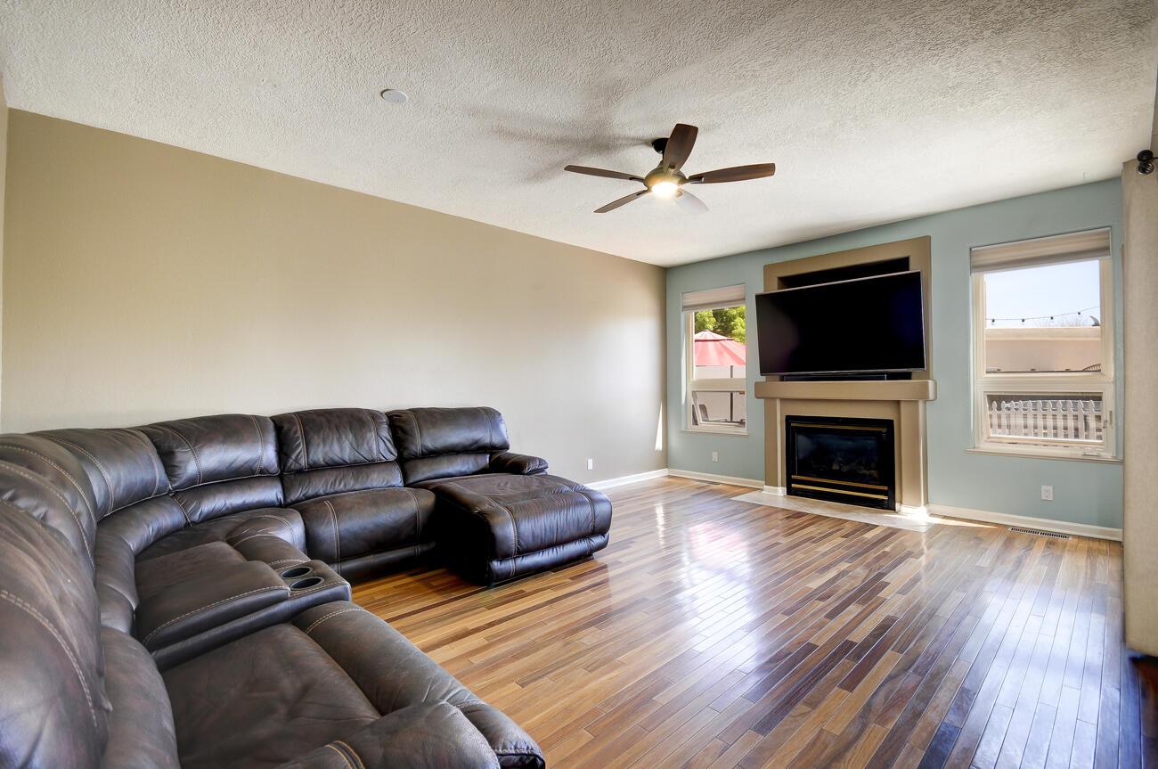 3913 Bay Hill Loop SE