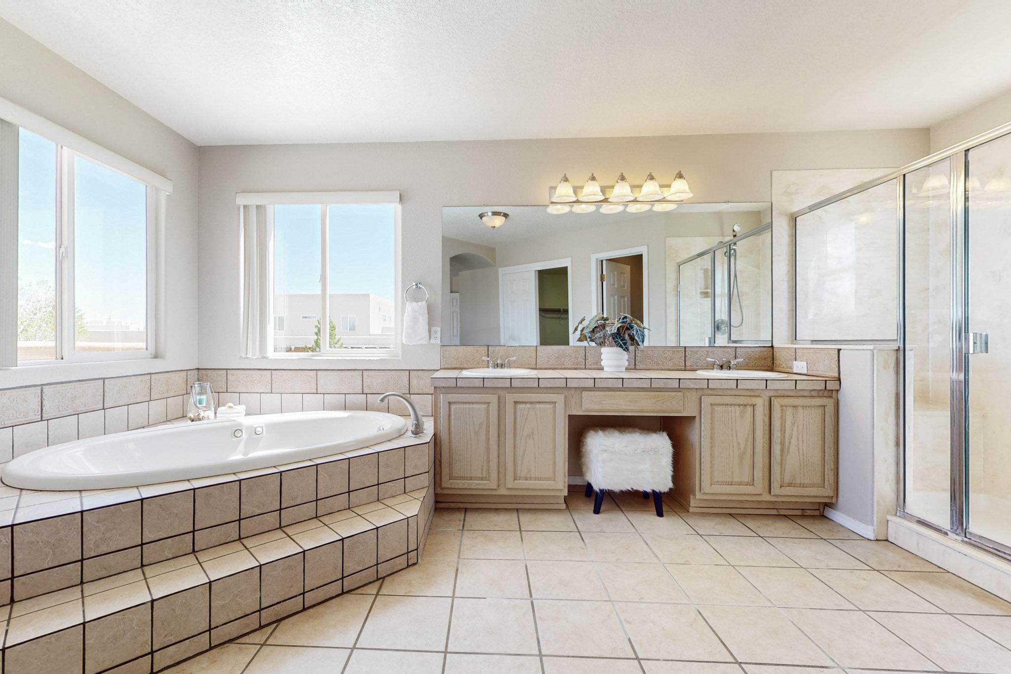 3816 Pinon Jay Court NW