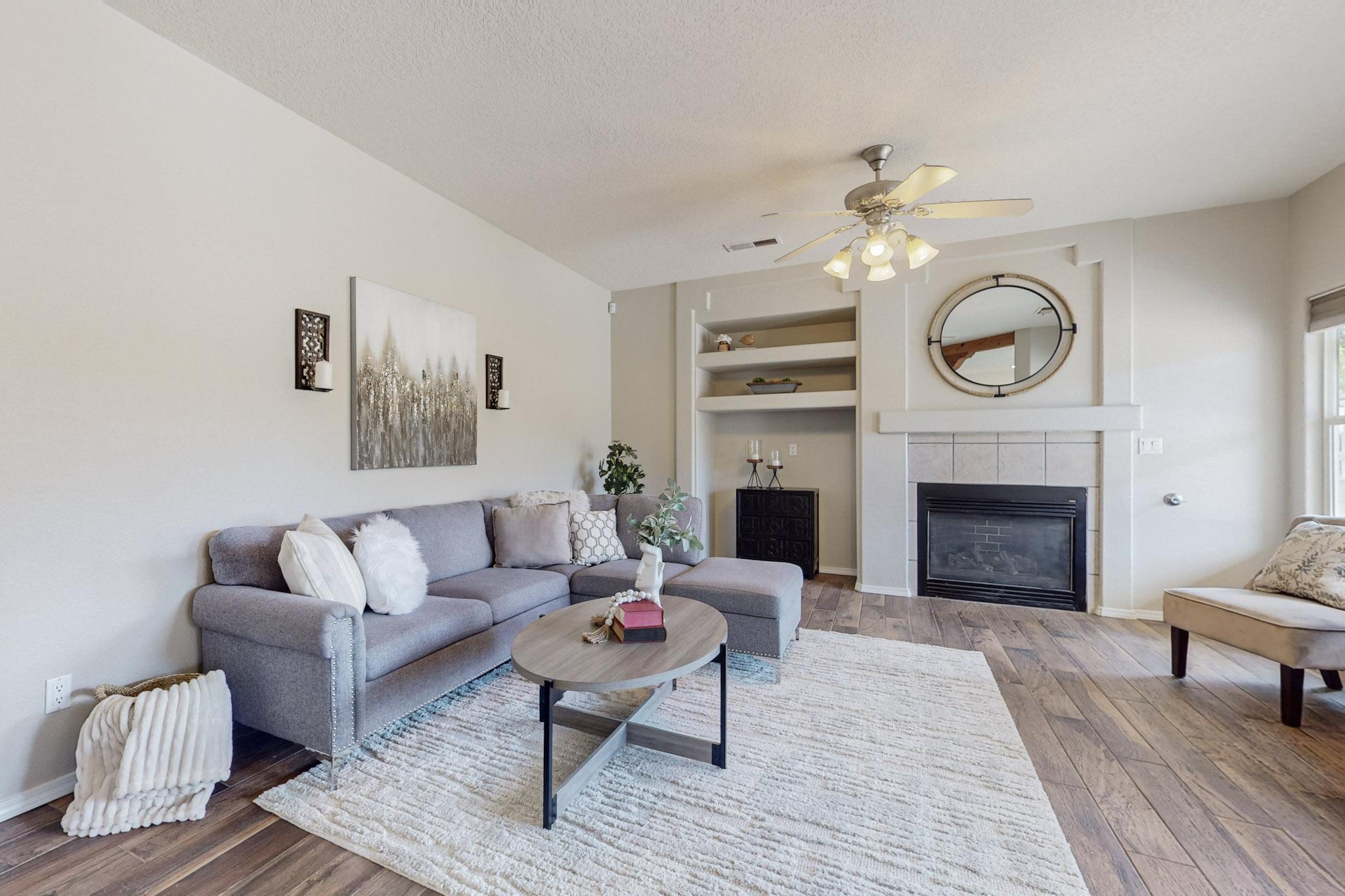 3816 Pinon Jay Court NW