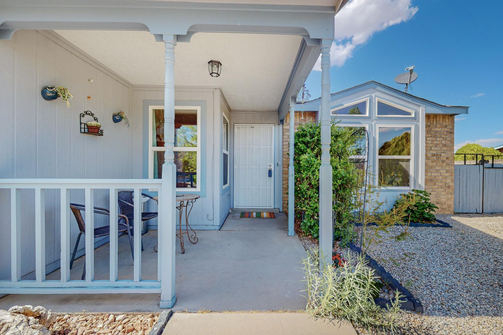 6239 Roadrunner Loop NE