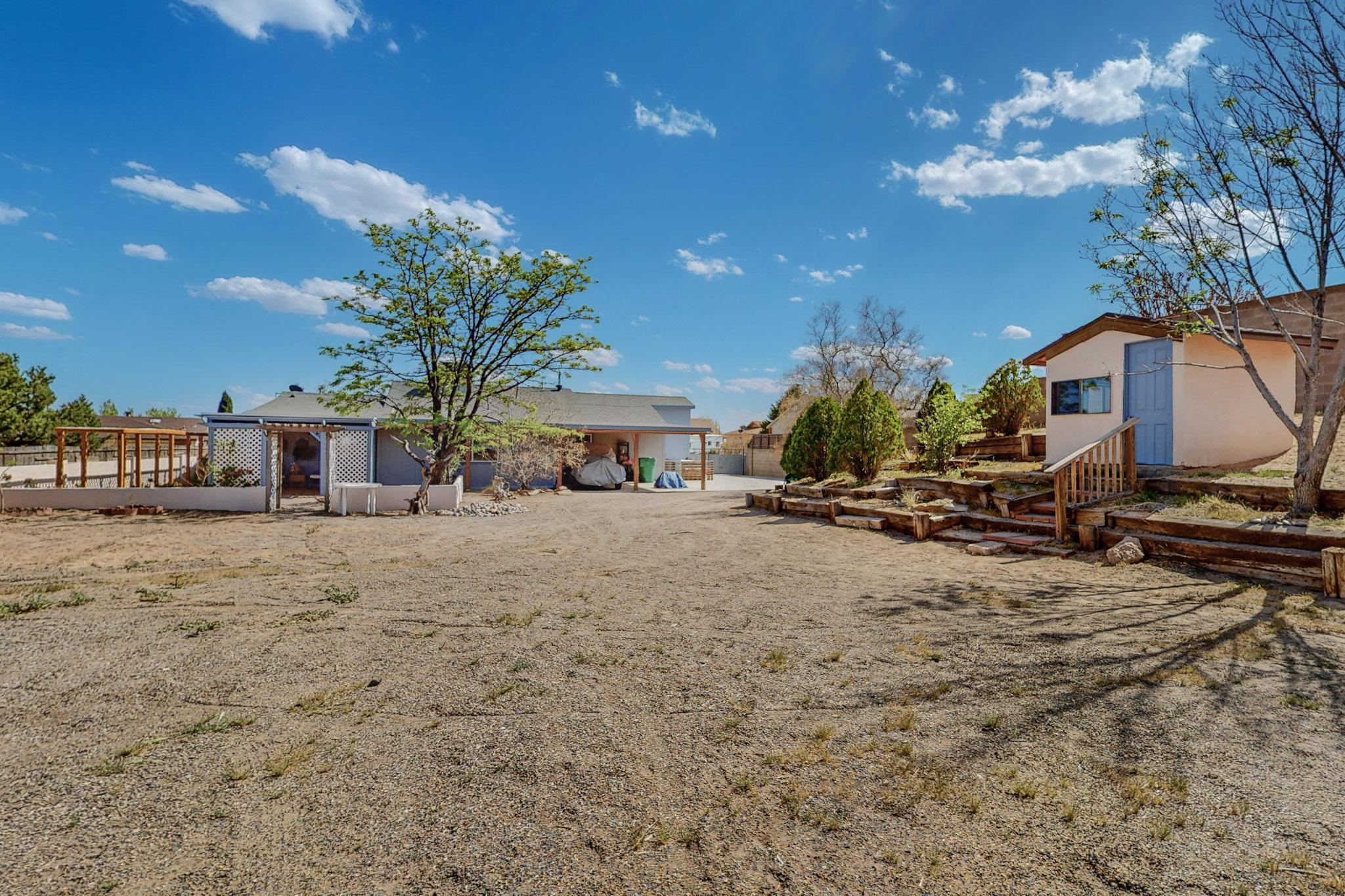 6239 Roadrunner Loop NE