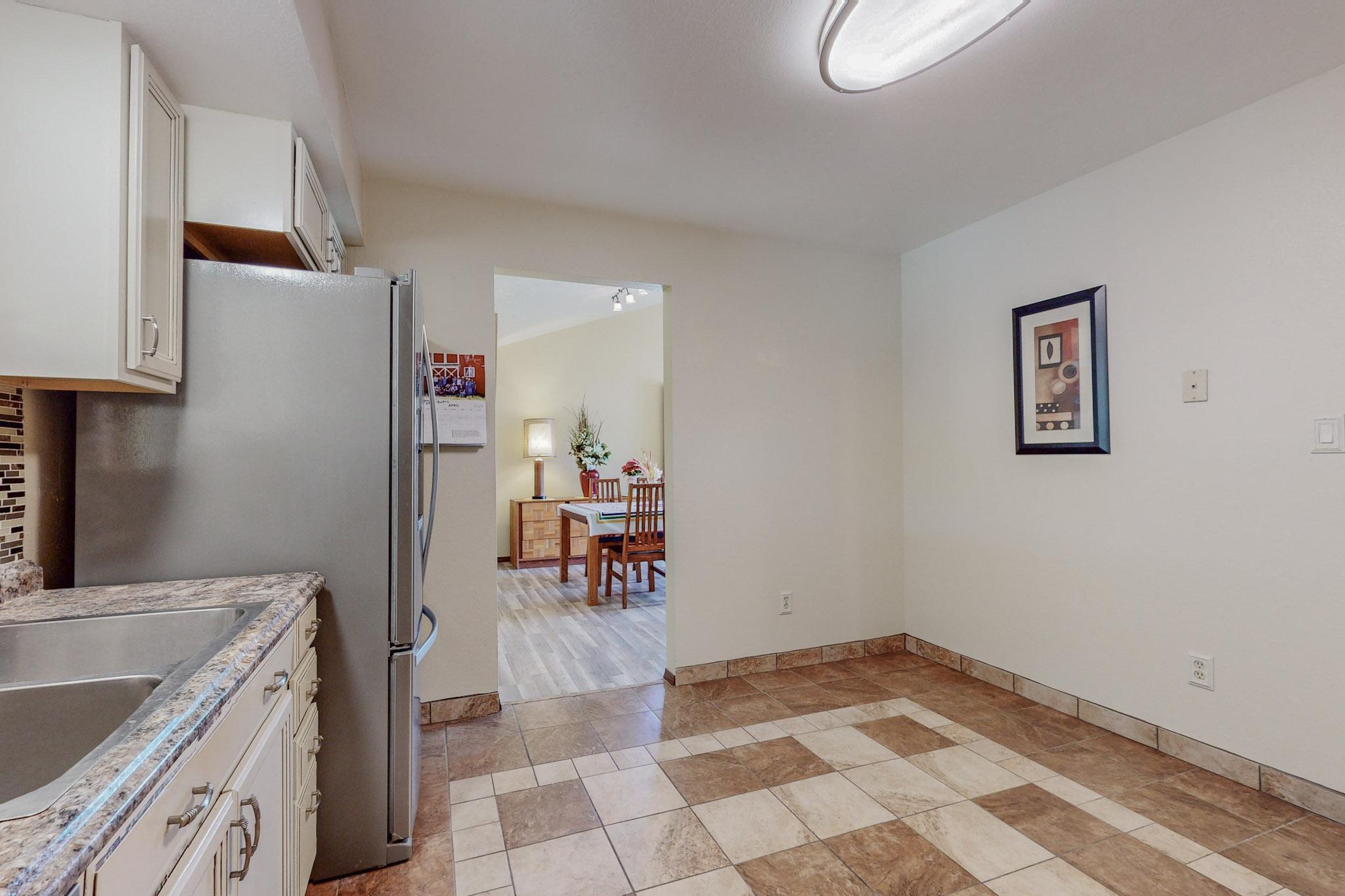 6239 Roadrunner Loop NE