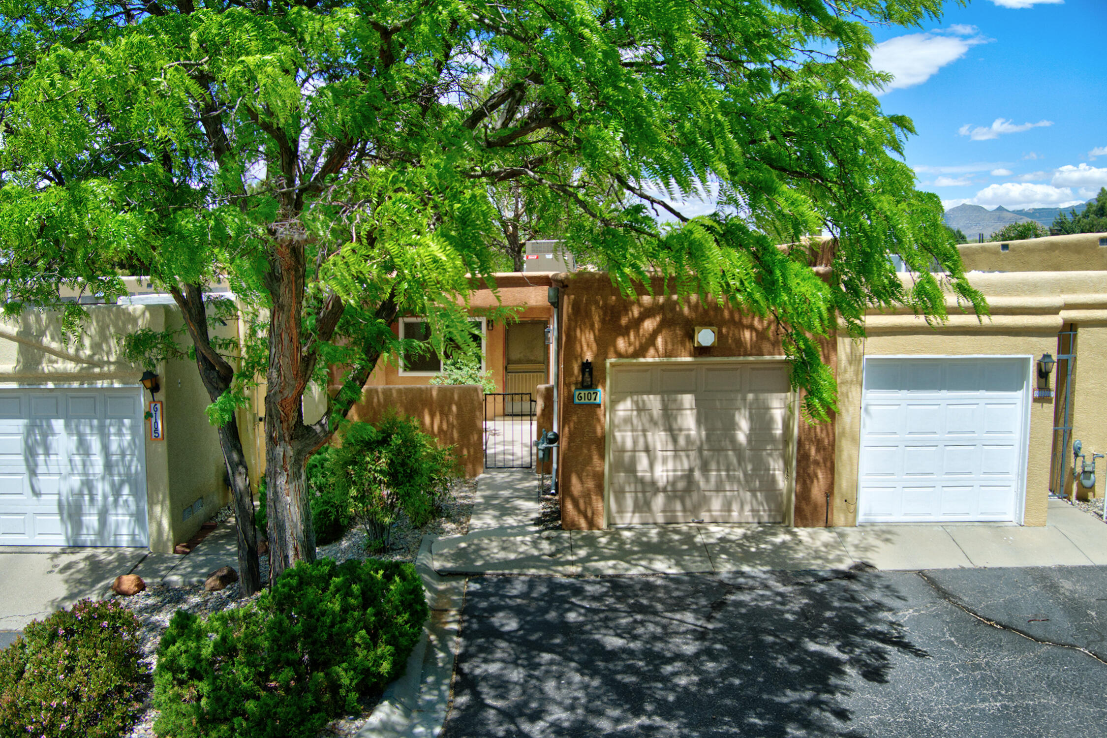 6107 Del Campo Place NE