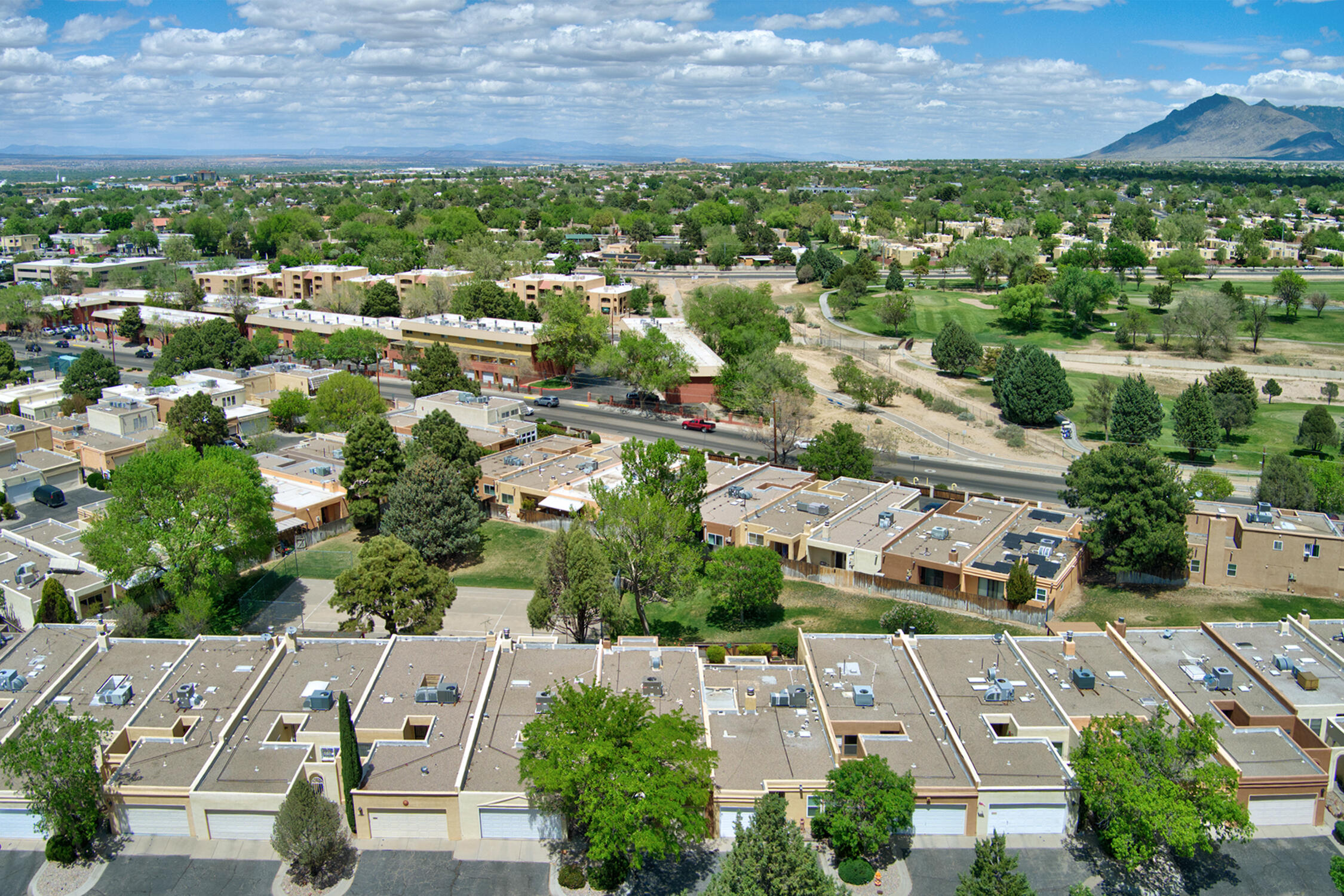 6107 Del Campo Place NE