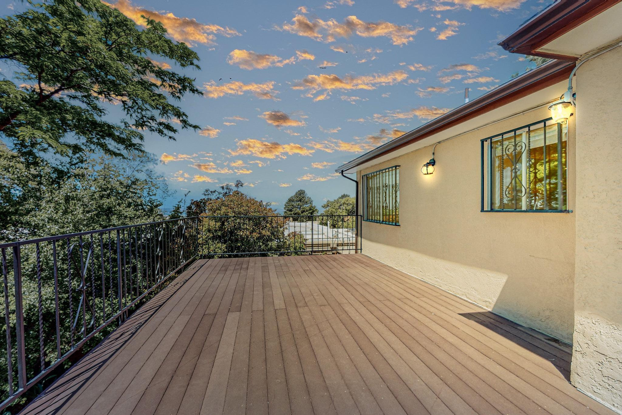 13012 Gray Hills Road NE