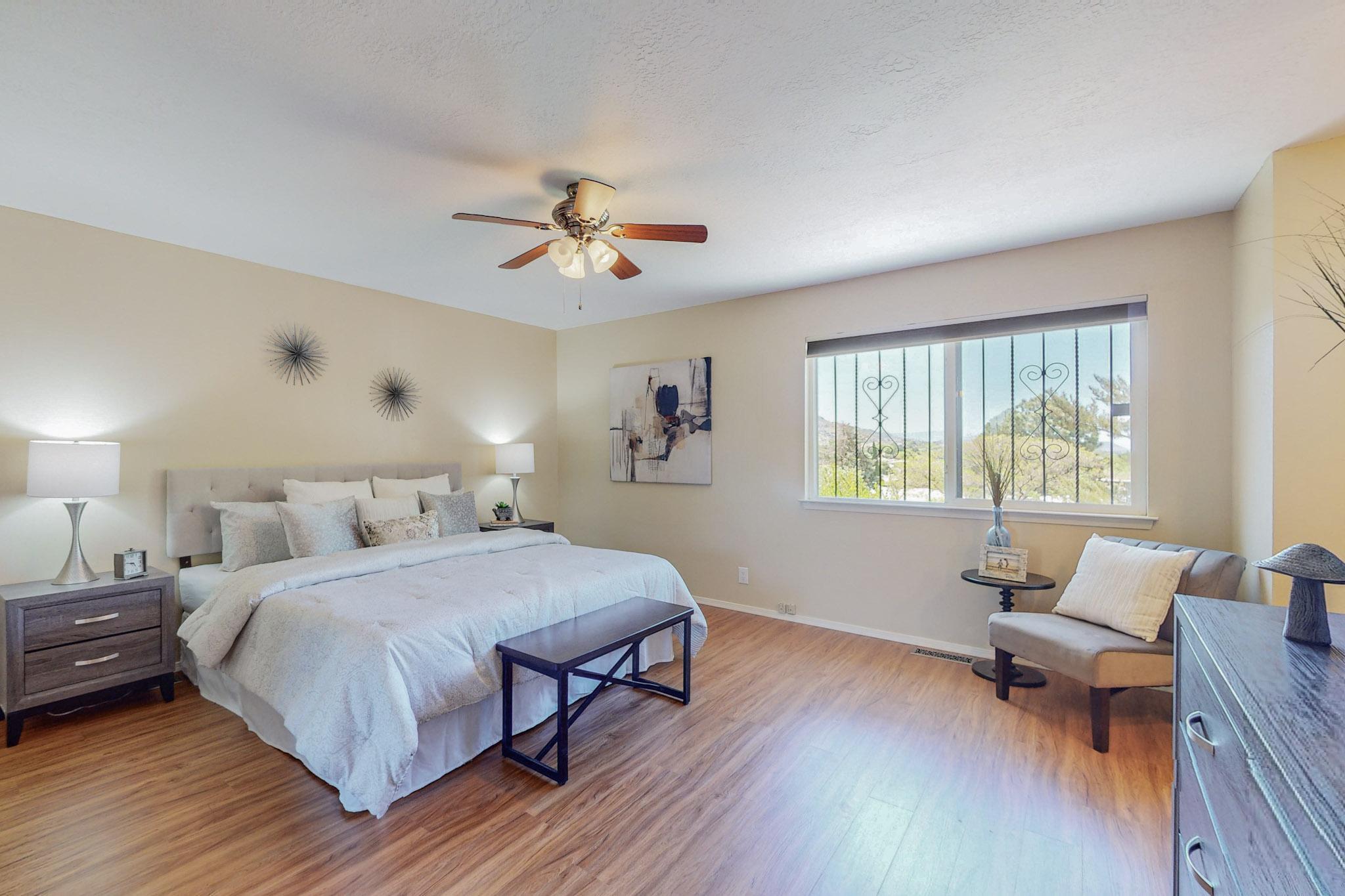 13012 Gray Hills Road NE