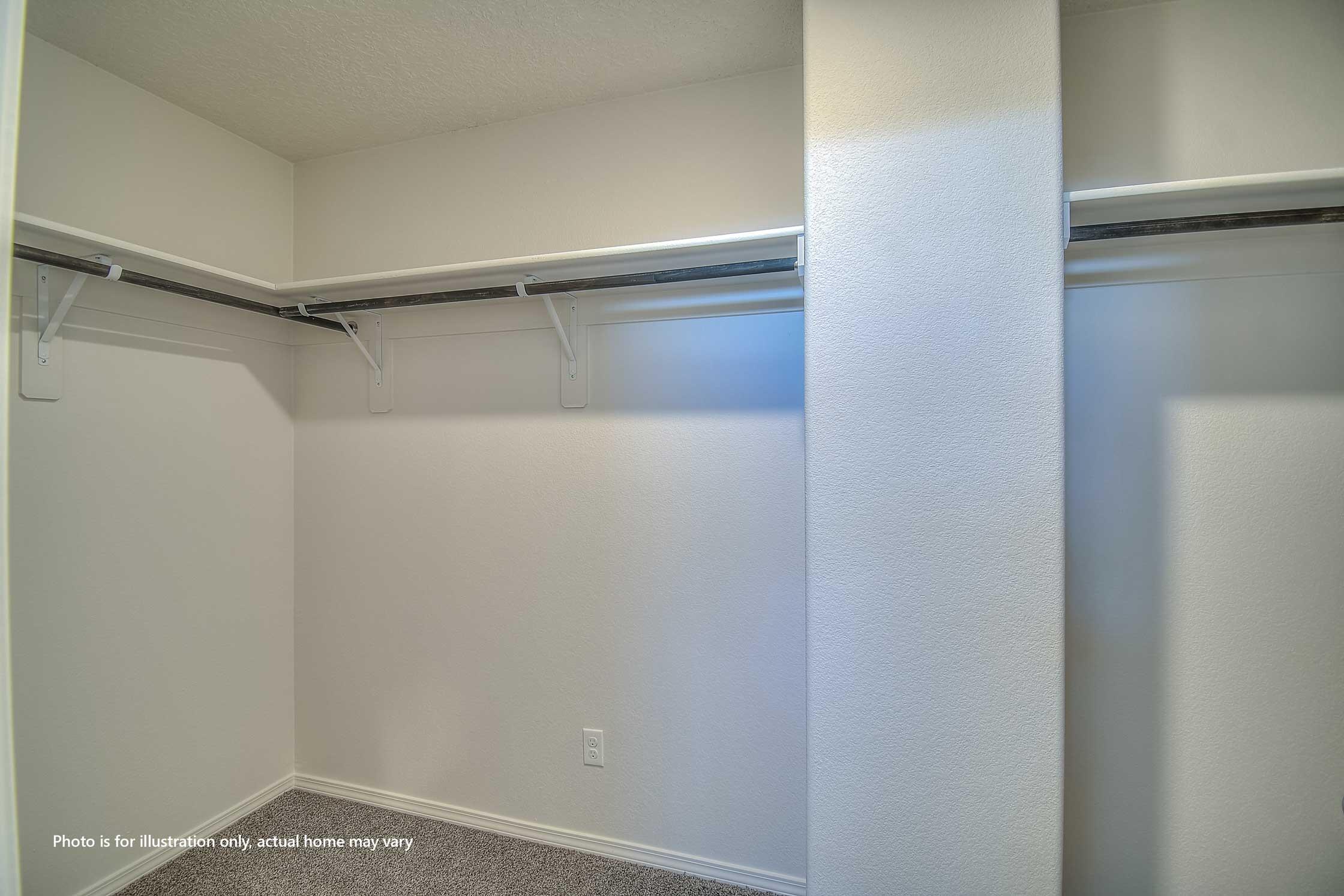 1501 Estrella Noche Loop NE