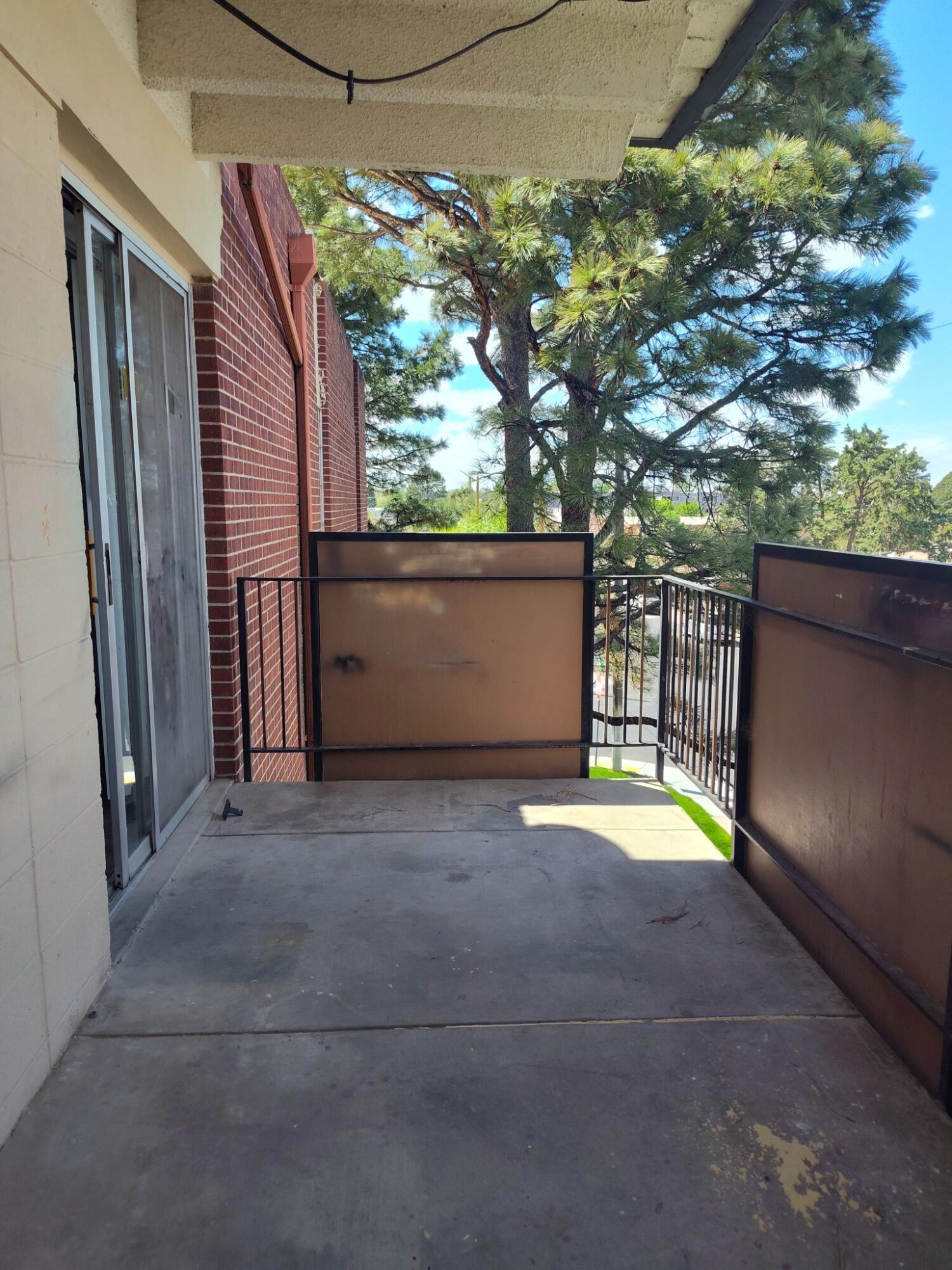 1100 Alvarado Drive SE 302