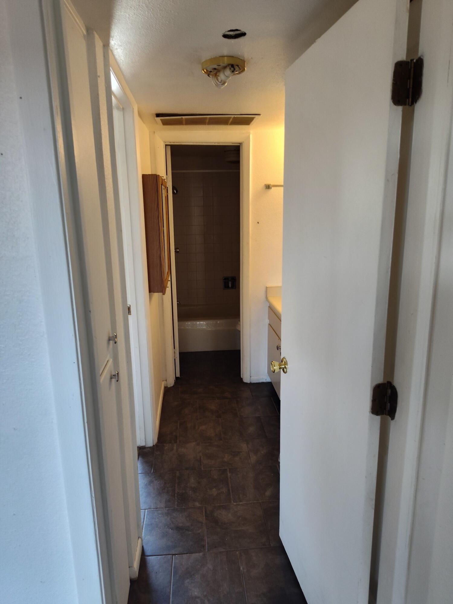 1100 Alvarado Drive SE 302