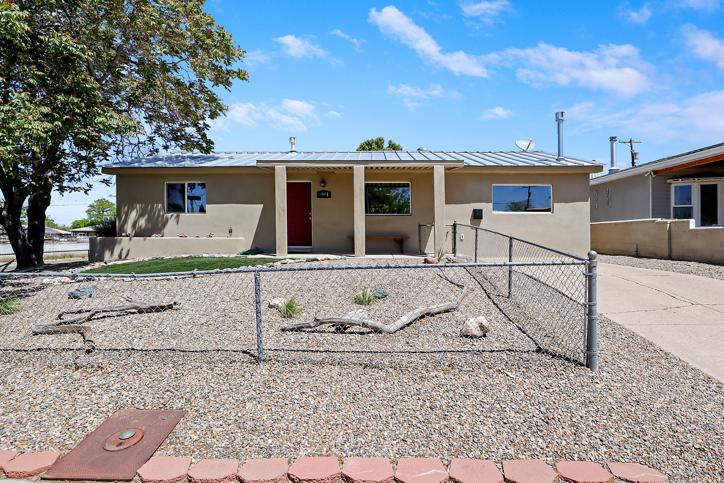 9001 Phoenix Avenue NE