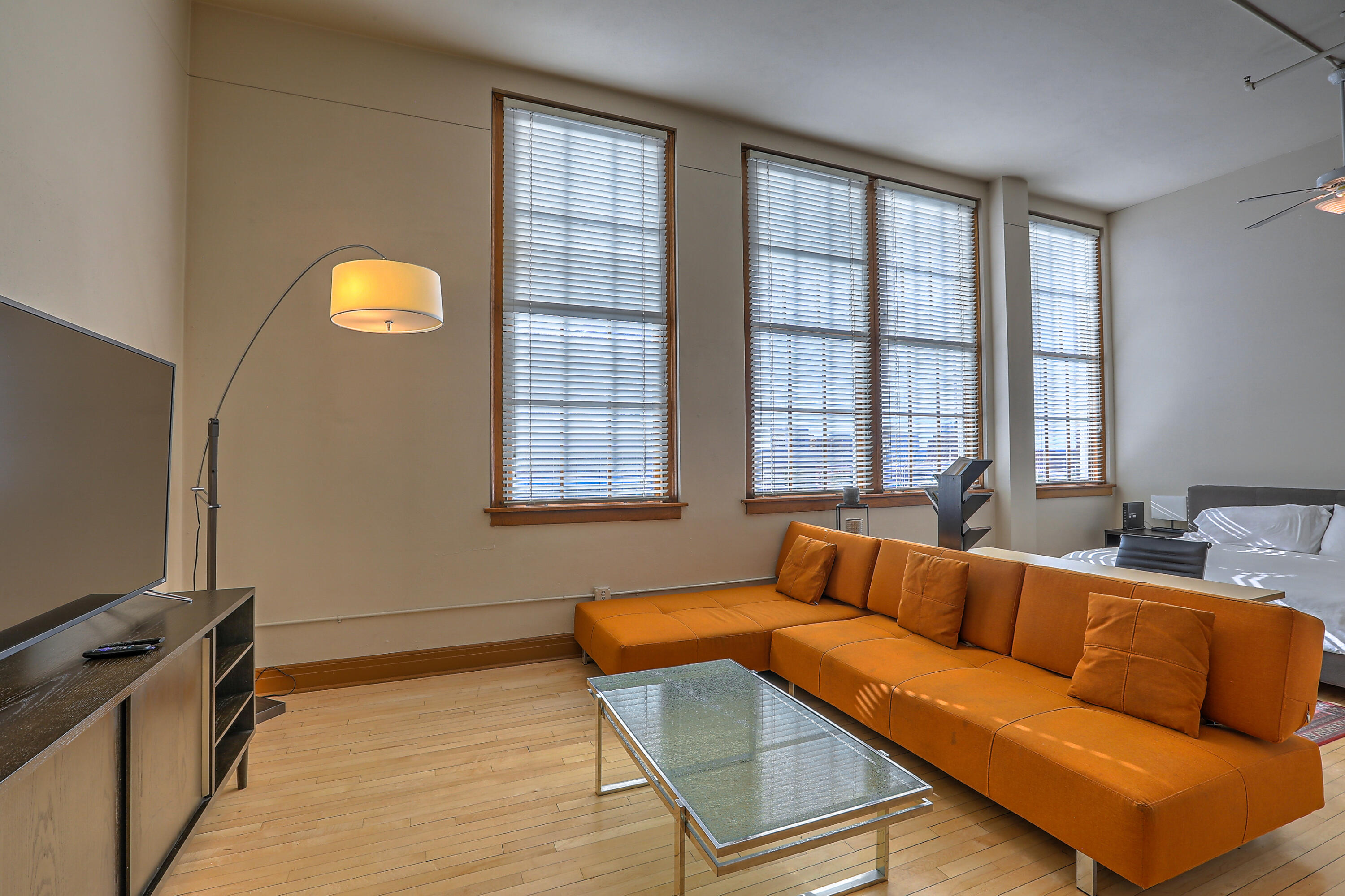 100 Broadway Boulevard NE 304
