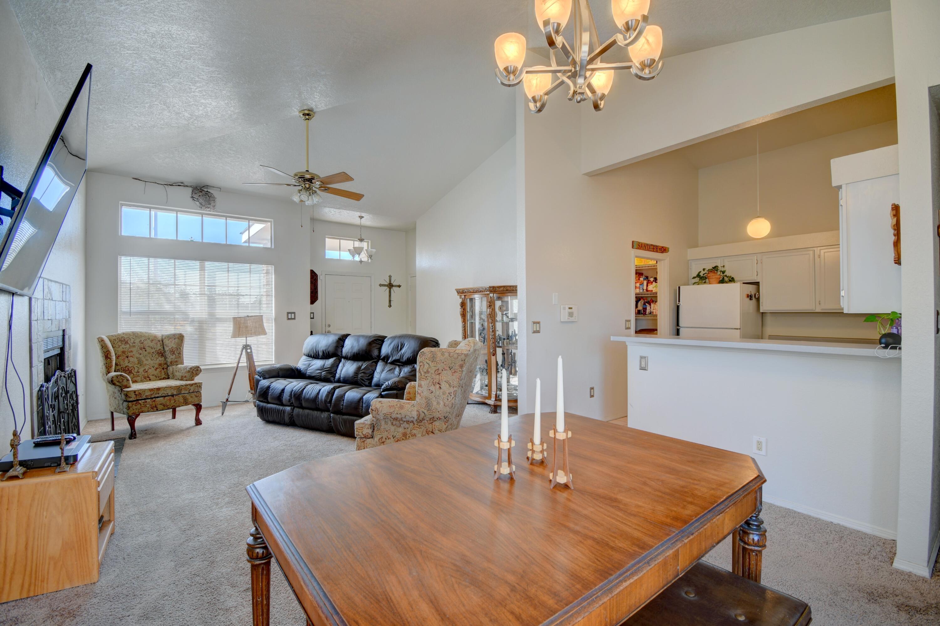 701 Heron Court SW