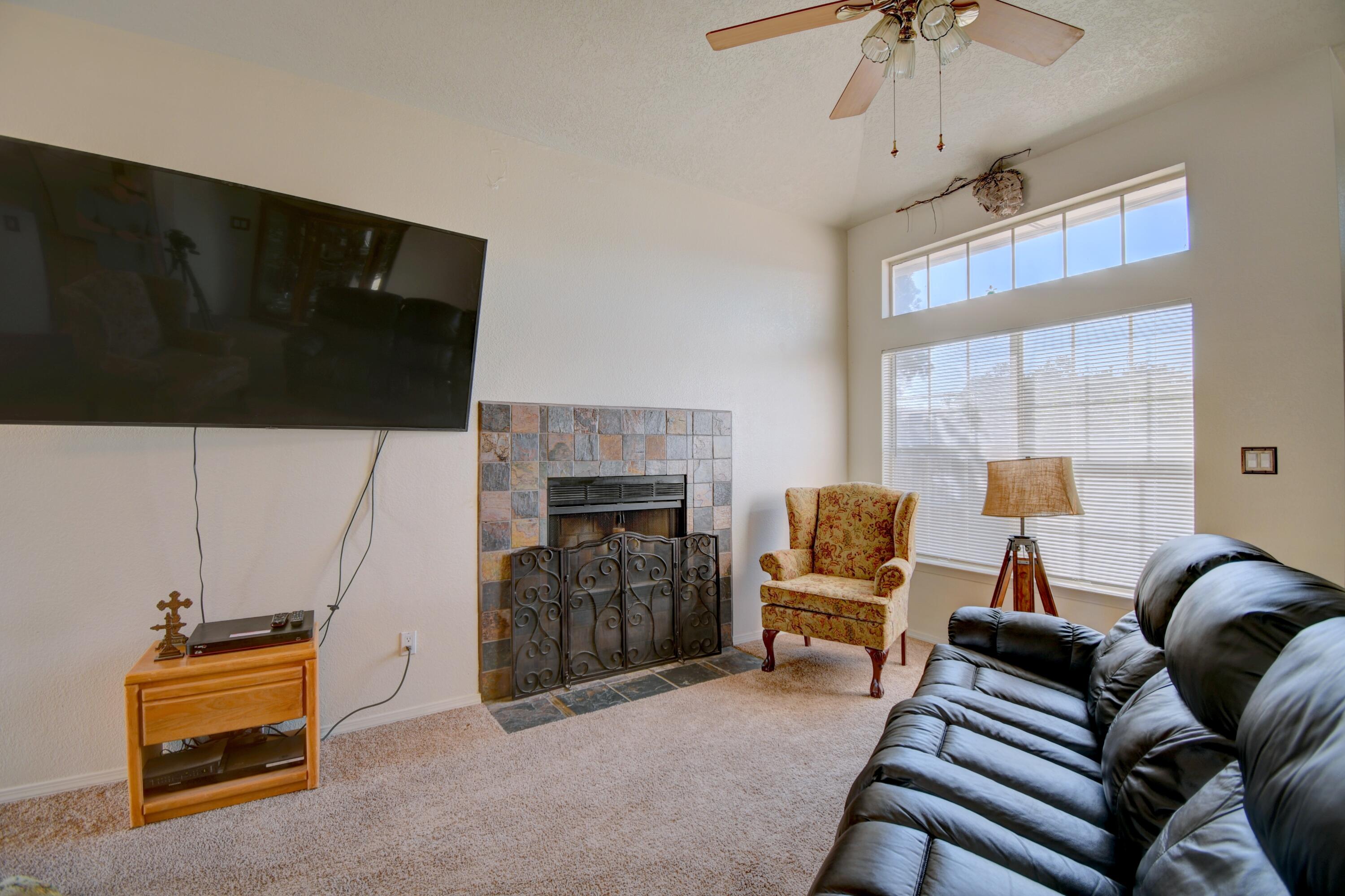 701 Heron Court SW