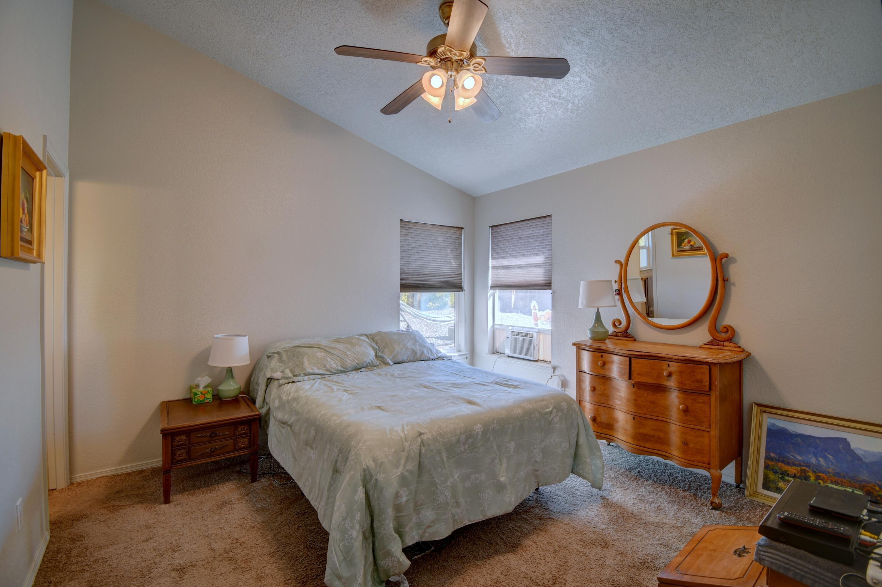 701 Heron Court SW