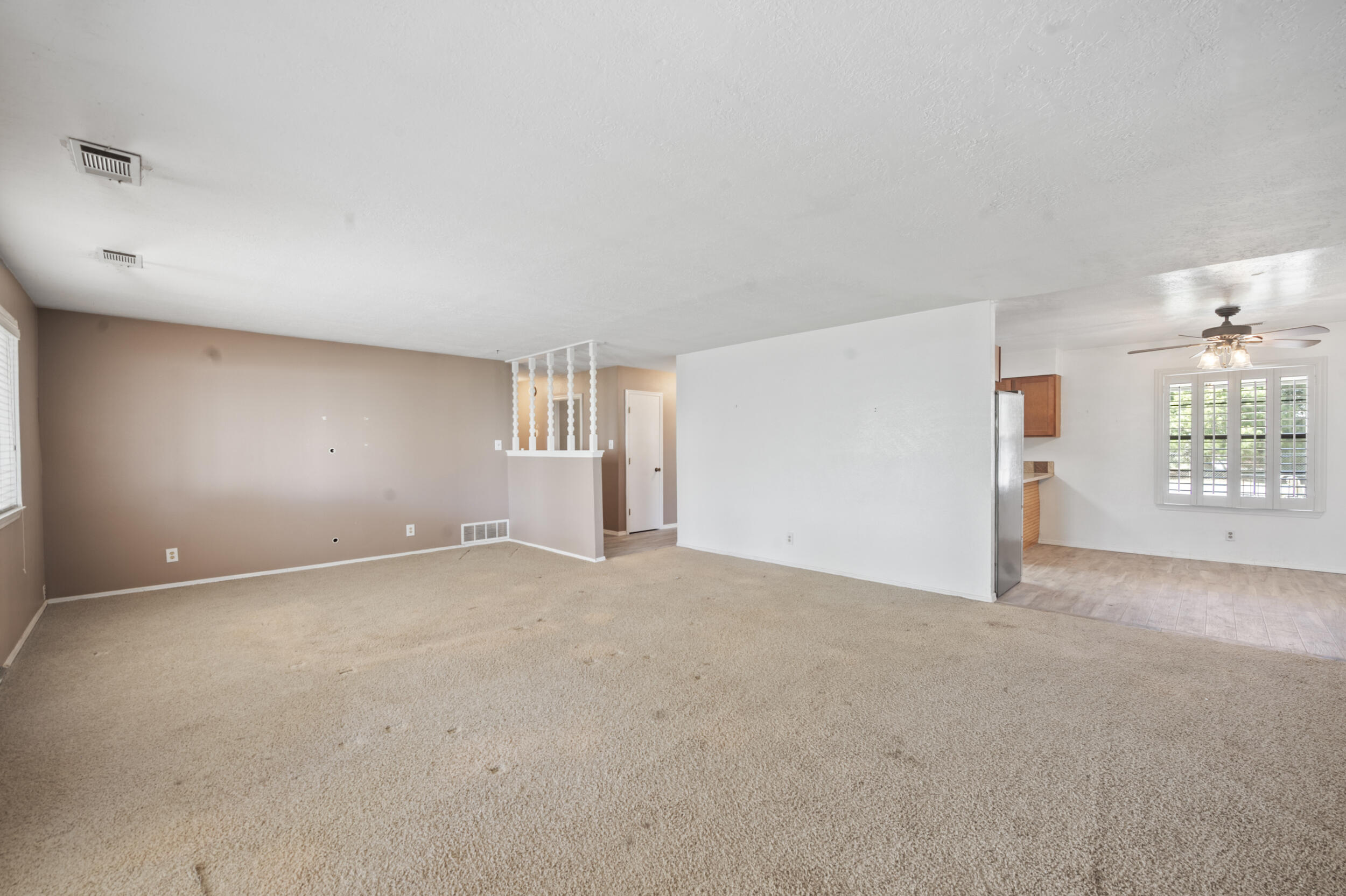 1790 Murray Loop