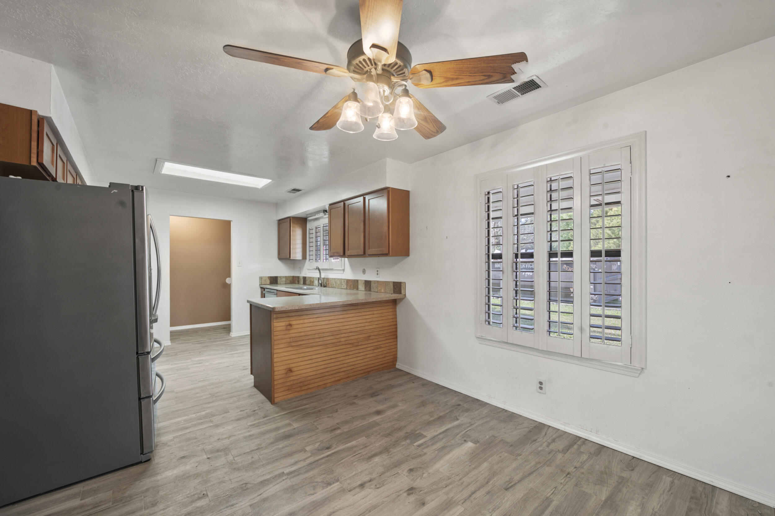 1790 Murray Loop