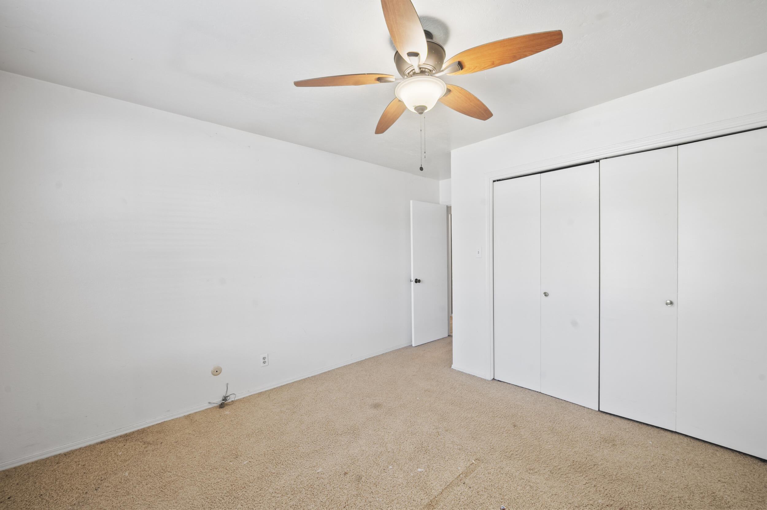 1790 Murray Loop