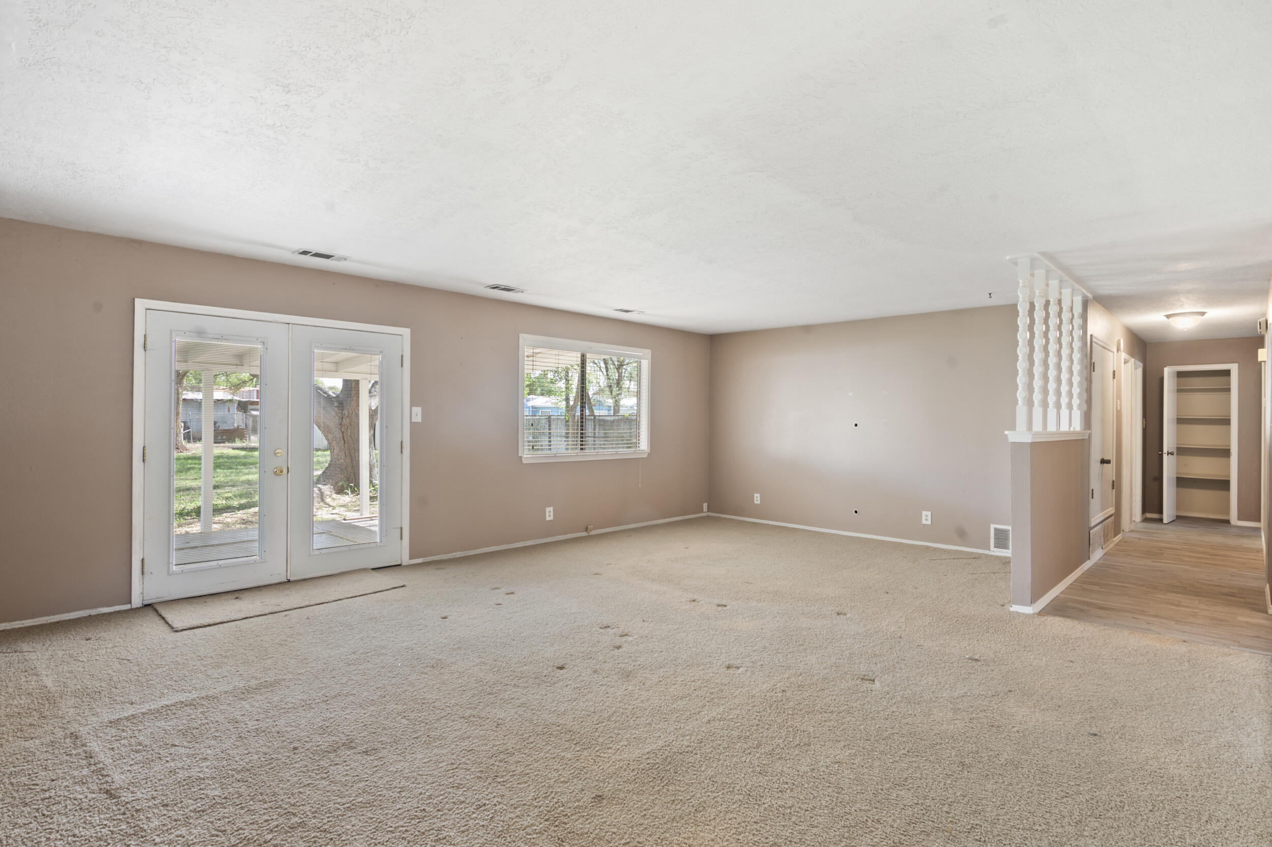 1790 Murray Loop